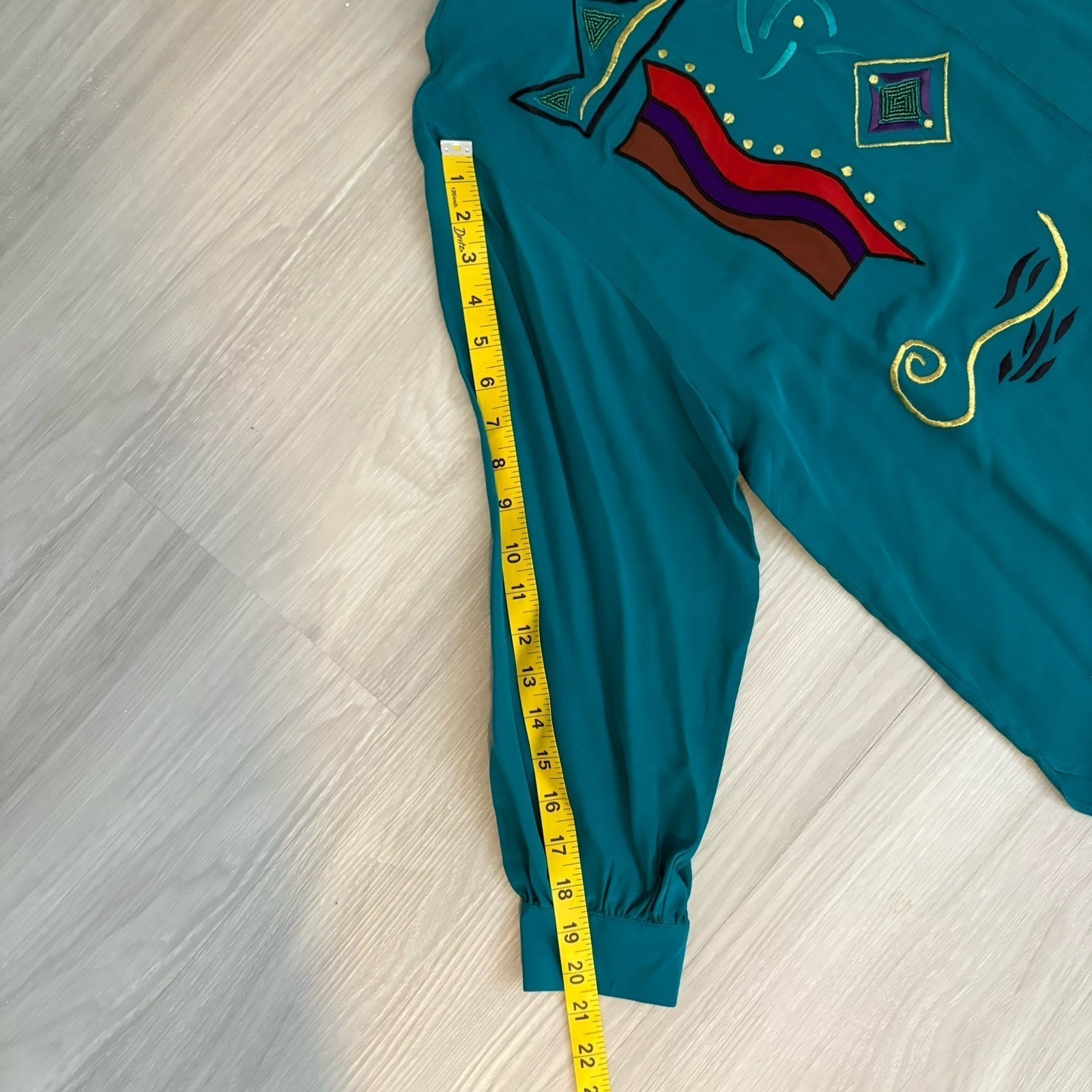 Regina Porter Womens Blouse Vintage 100% Silk Teal Abstract Embroidered Size 1X