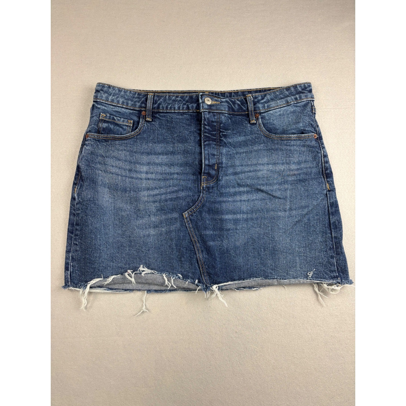 Old Navy High Rise Denim Skirt Size 14 Button Fly Frayed Hem Jean Skirt