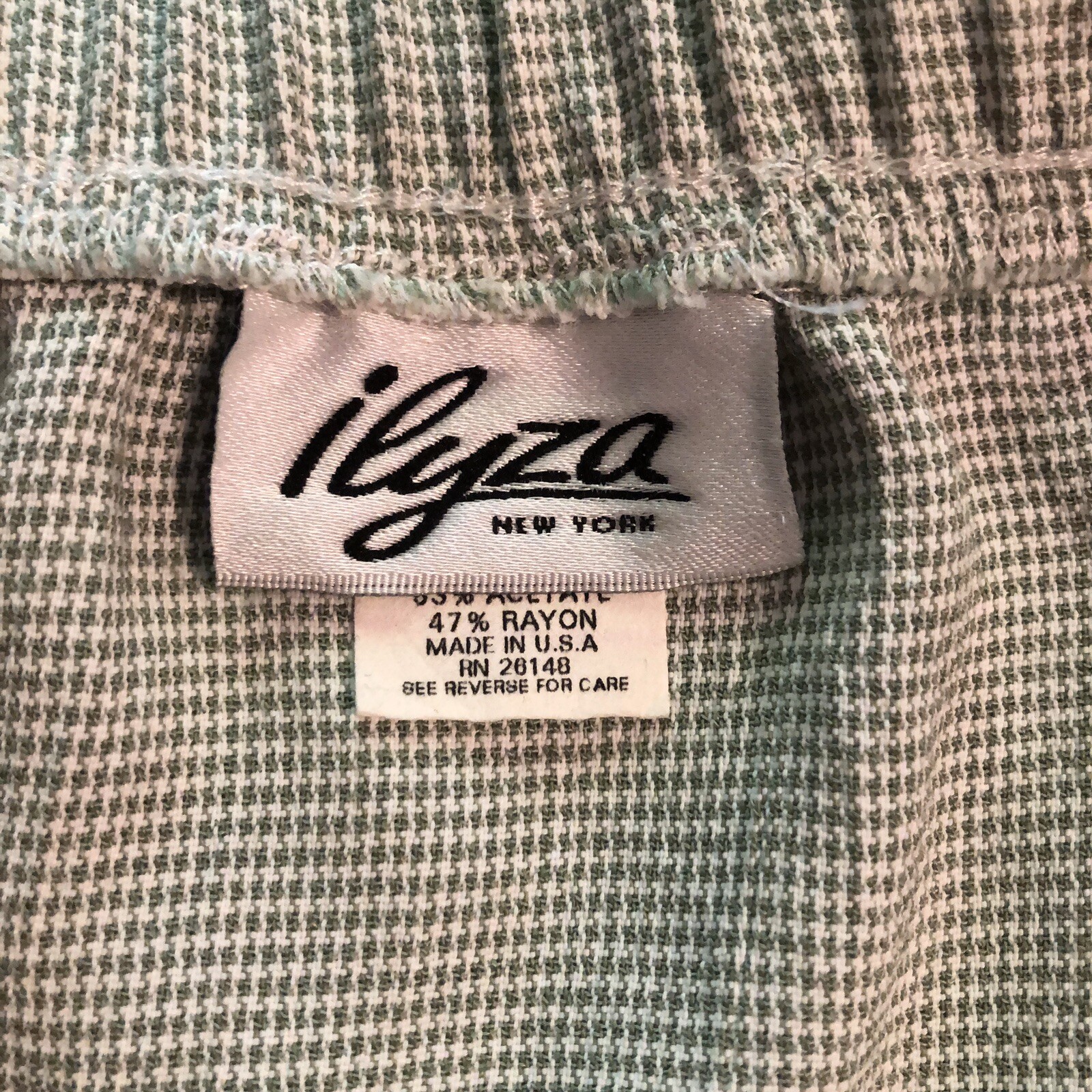Vintage Women’s Sage Green Long Skirt Long Medium Iryza Brand Plaid 28”