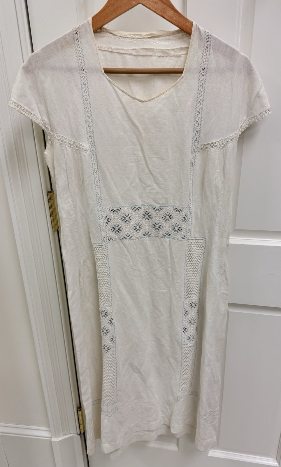 1920’s Antique Hand Embroidered Linen Chevron Lace Cottagecore Cream Lawn Dress