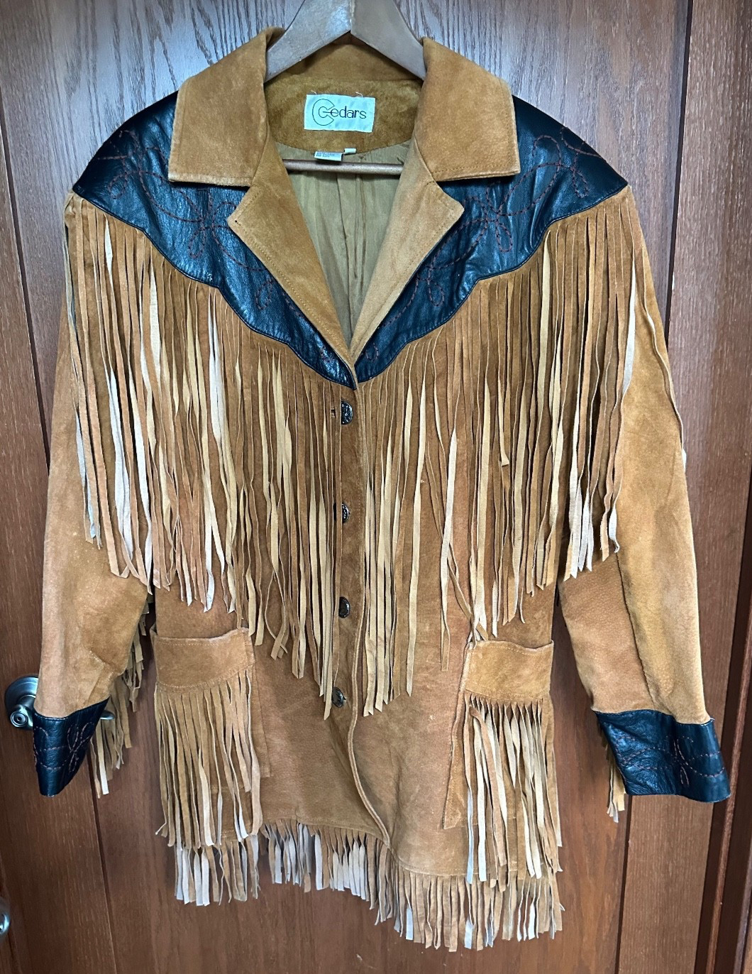 Vintage 1960’s Cedars Suede Embroidered Fringe Boho Hippie Jacket Size Medium
