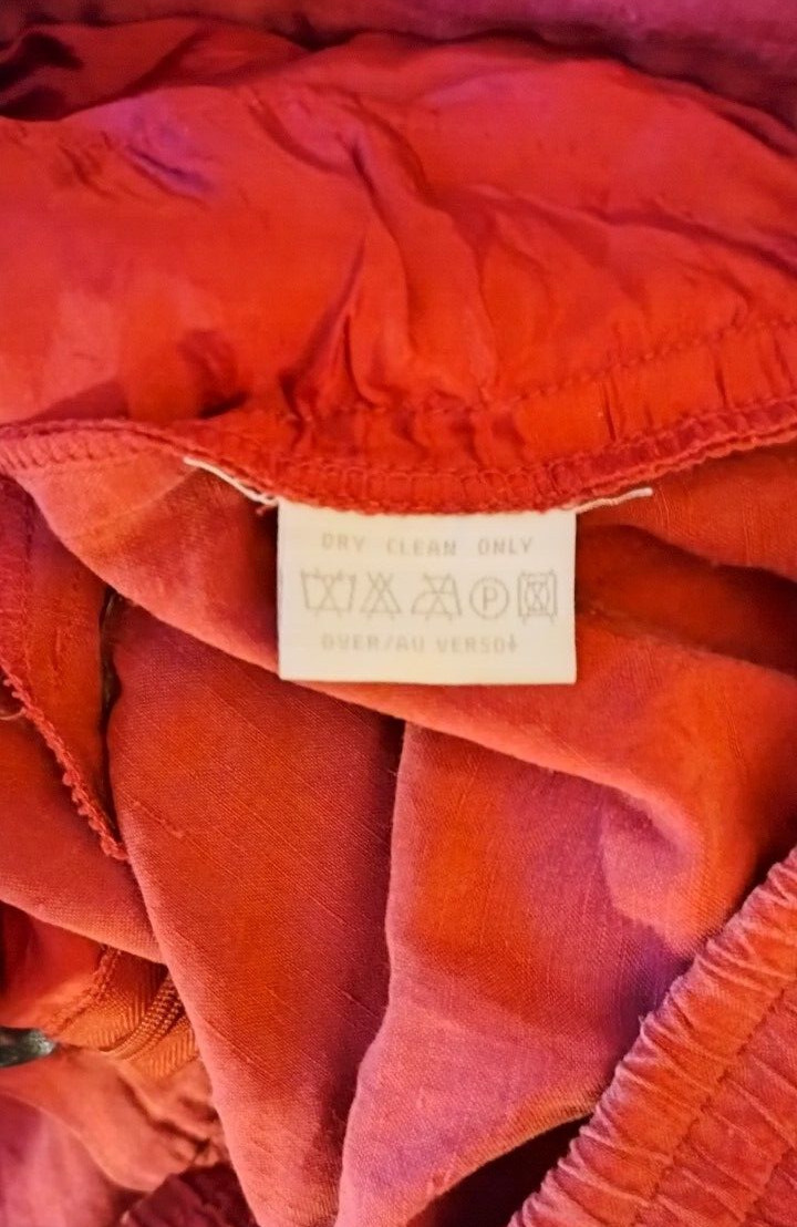 80’S ELIZABETH BY CLAIBORNE DARK RED SILK / LINEN SHORTS SZ 20P Waist 34 VG Cond