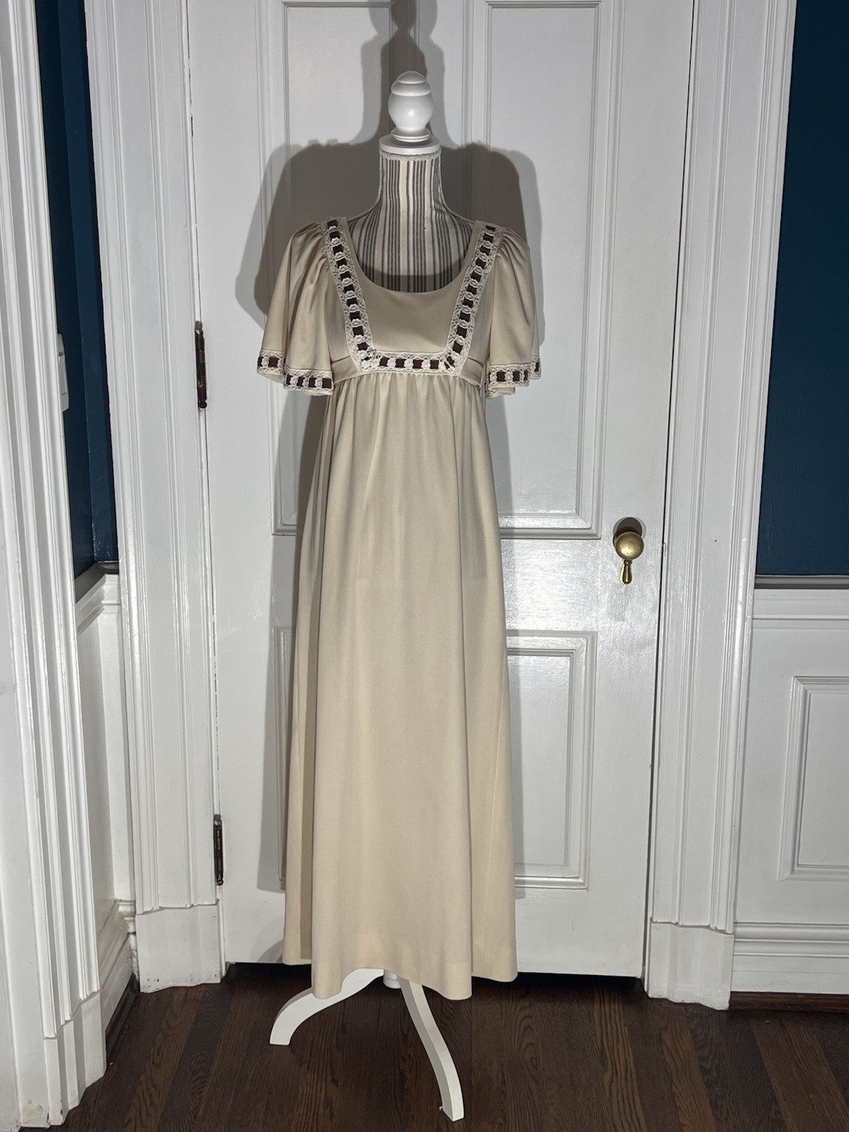 Vintage JC Penney Prairie Dress Cottagecore Beige Belted Women’s Size 6 D487