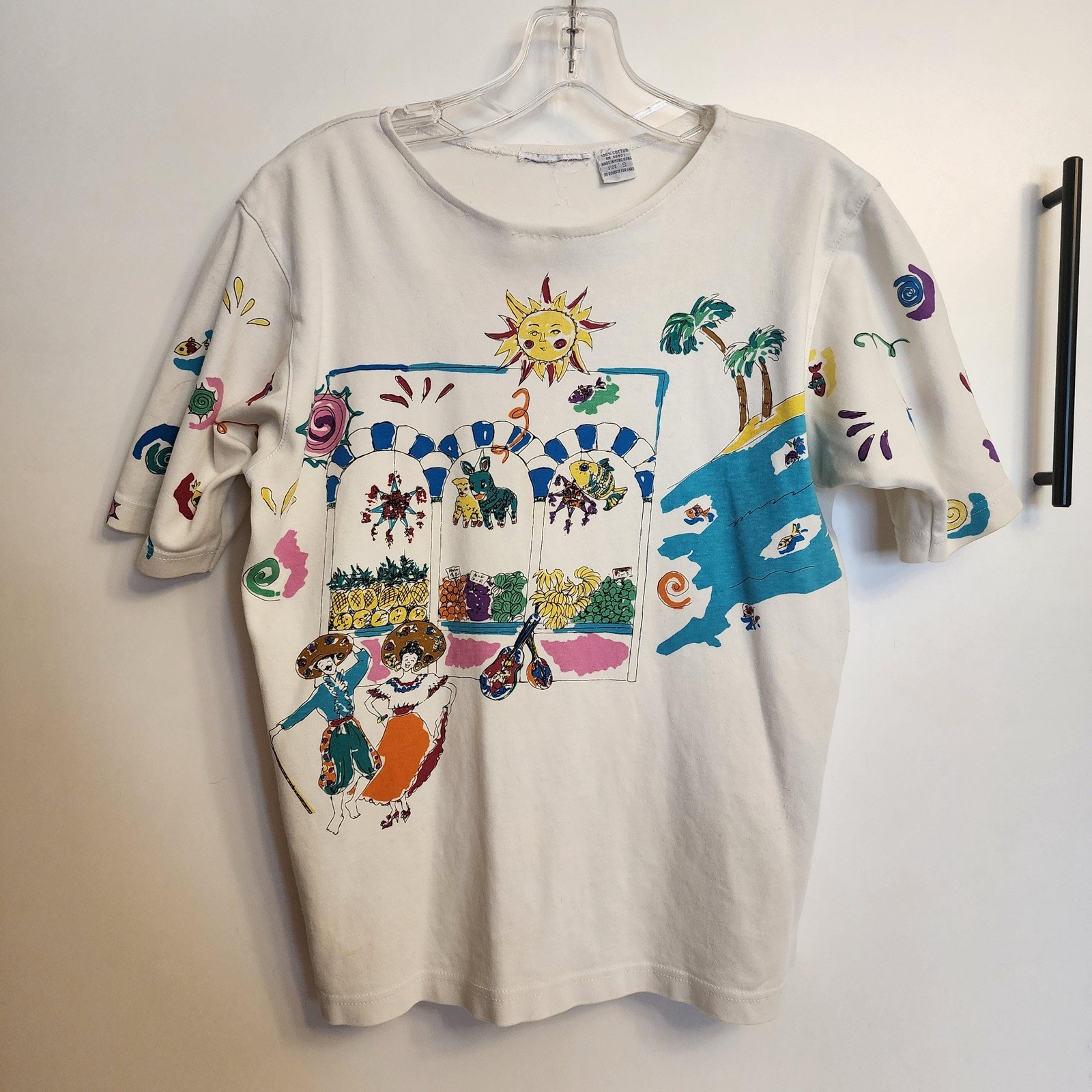 Vintage 80s Painted Latina Culture Tee White Cotton Fruit Piñata Sun Top M