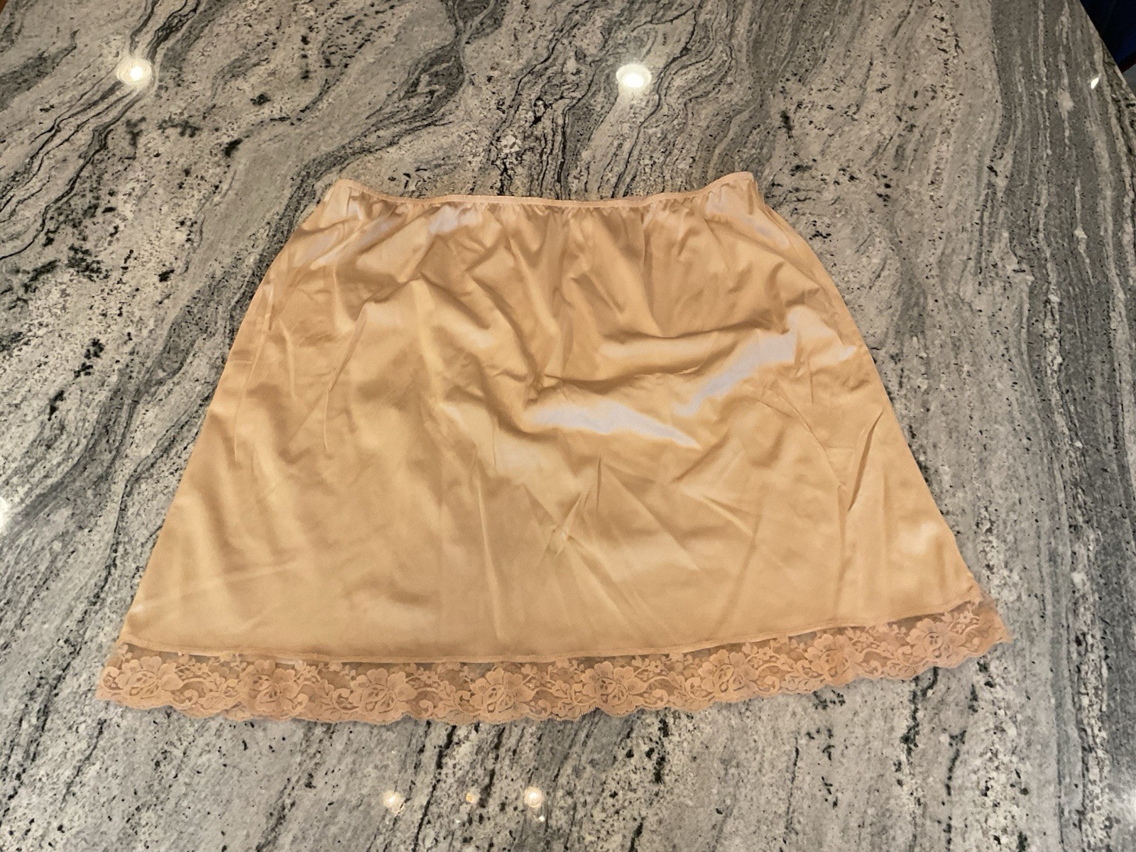 Wondermaid Nude Nylon Half Slip Plus Size 4x Lace Trim
