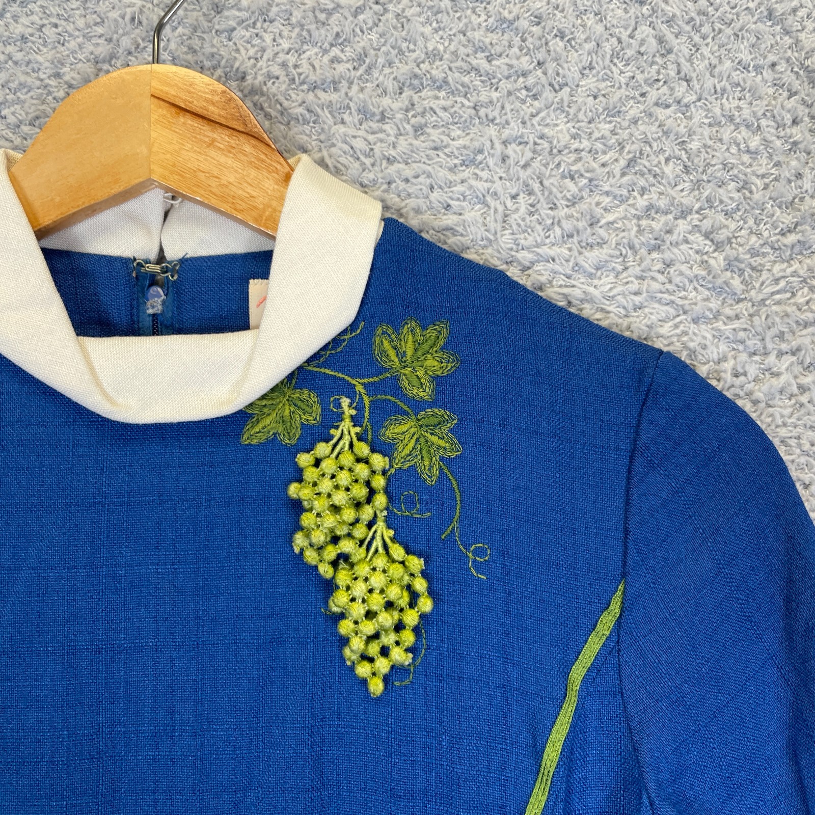 Vintage 1960s Ruth of Carolina Cobalt Mod Dress Embroidered Grapes A-Line XS