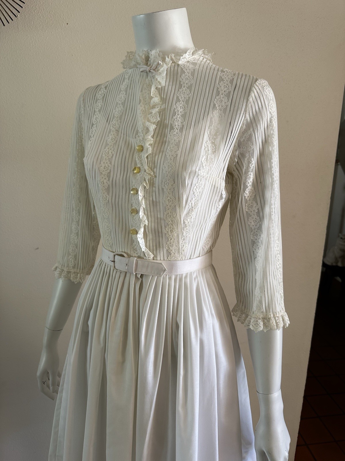 1960s 70s Judy Rhodes Victorian Revival Pleated Lace Dress Prairie Romantic VTG