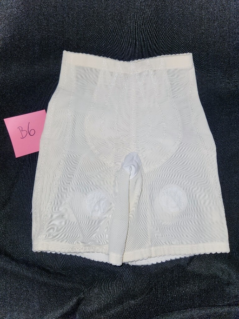 VTG Vanity Fair S 41-015 Nylon Girdle Shaper Long Leg Garter Loop B6