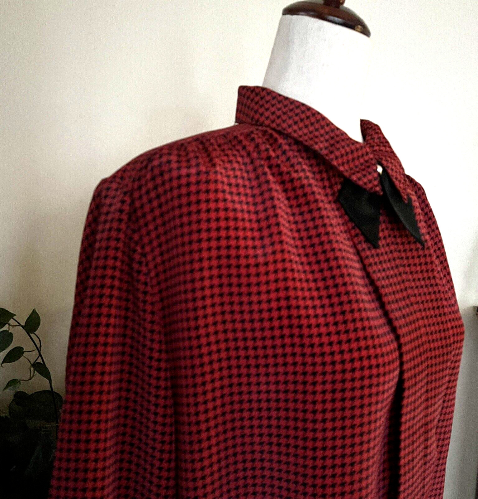Impressions of California Vintage Red Black Pussy Bow Cravat Blouse sz 14