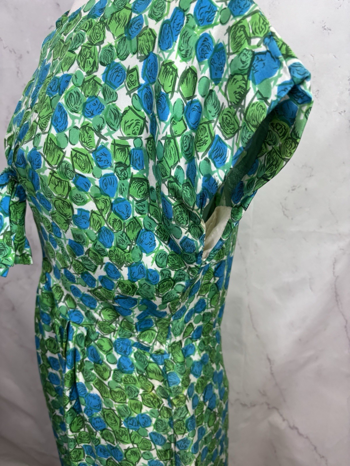 Vtg 60s Wiggle Dress Sheath Green Geomentric Print MCM Retro Garden party M FLAW