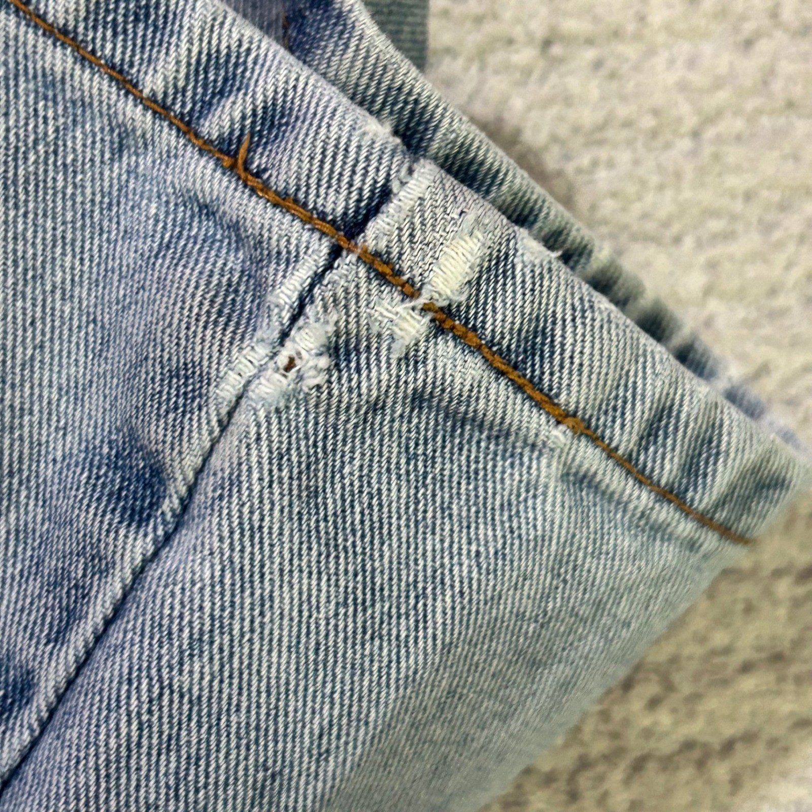 American Eagle Dungarees 1990s Vintage 10 PET Light Wash High Rise Straight Leg