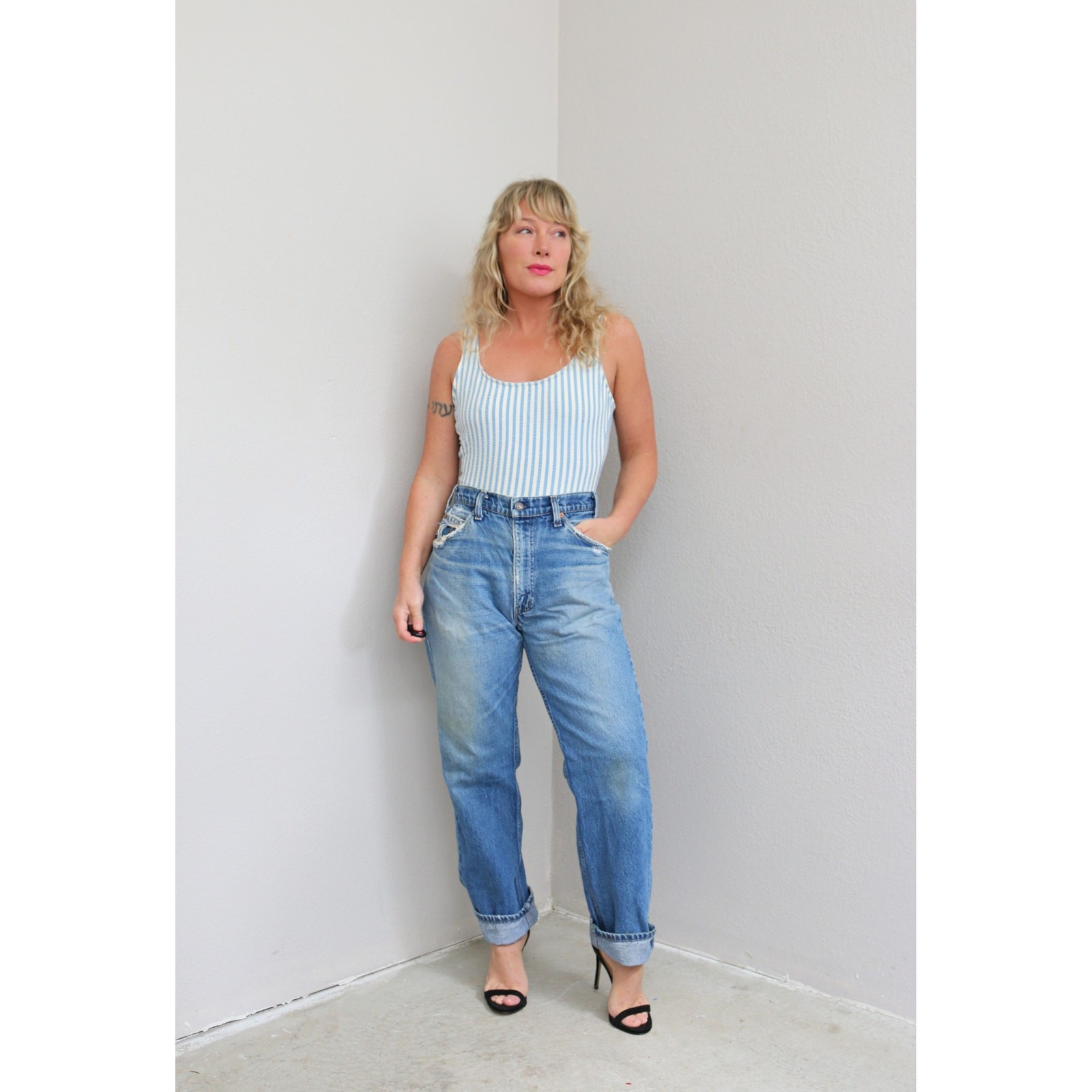 1980’s Vintage Levi’s Distressed 505 USA Made Jeans Women’s MD LG 34″ 35″ Waist