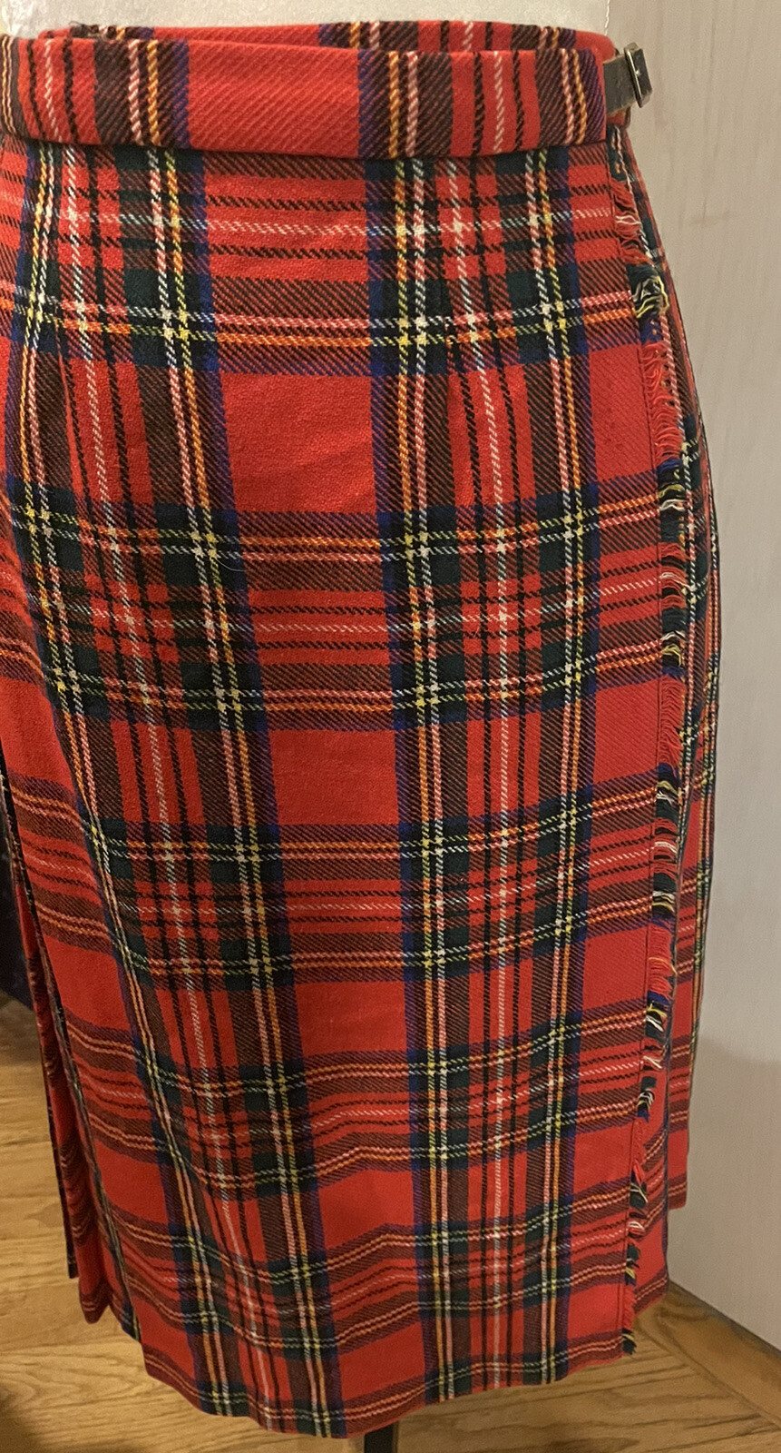 VTG Laird-Portch Skirt 24-26 in Waist Scotland Red Plaid Wool Kilt Pleated Wrap