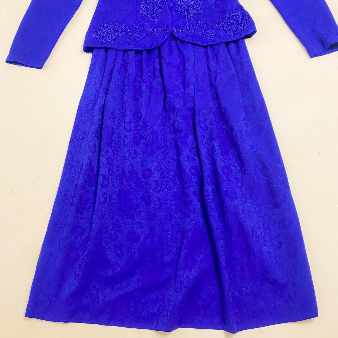 Vintage Blue Dress 1980’s Long sleeved Dress with floral embroidery embellishme