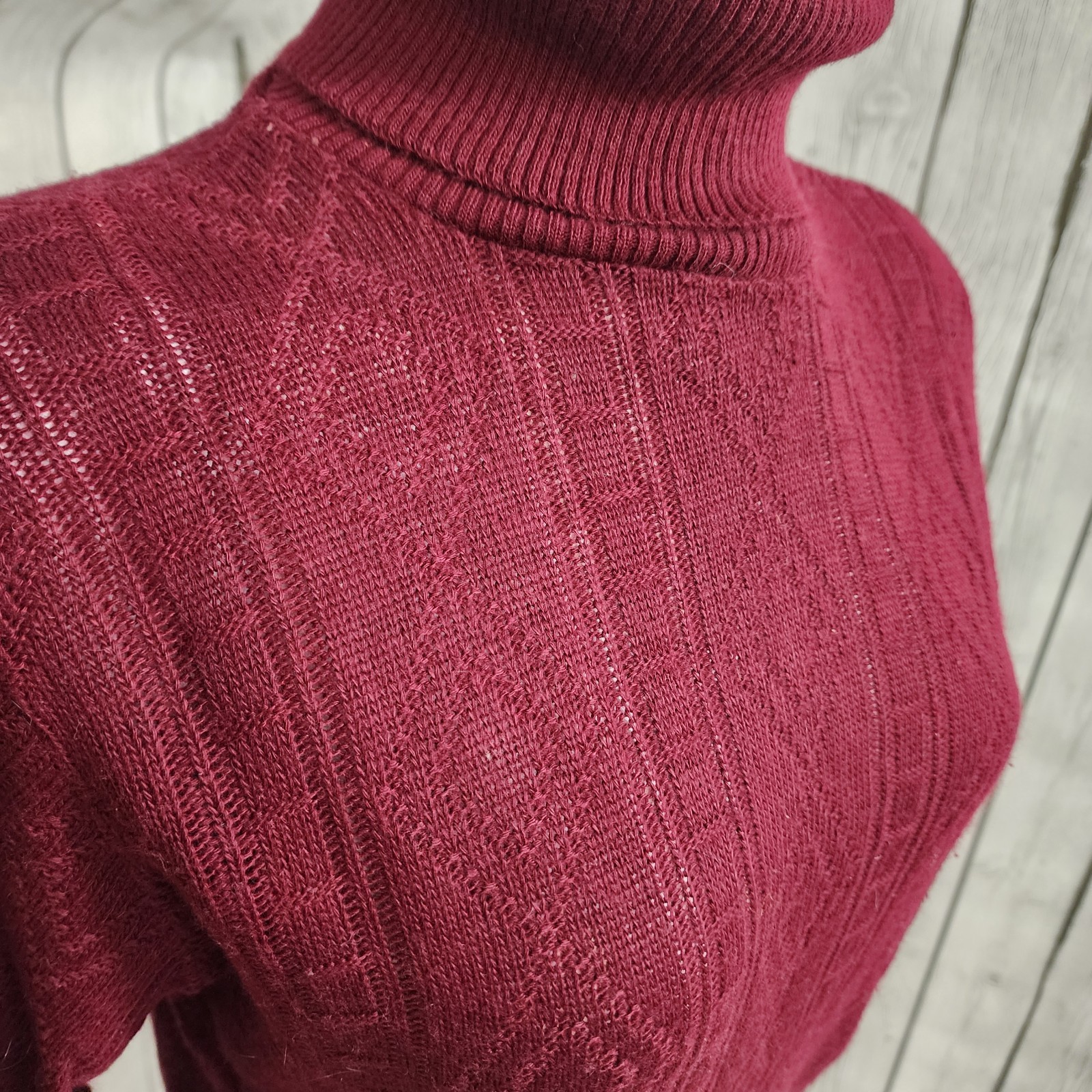 VTG Brentwood Sportswear Flexacrylic Maroon Turtleneck Sweater 70s-80s M Retro