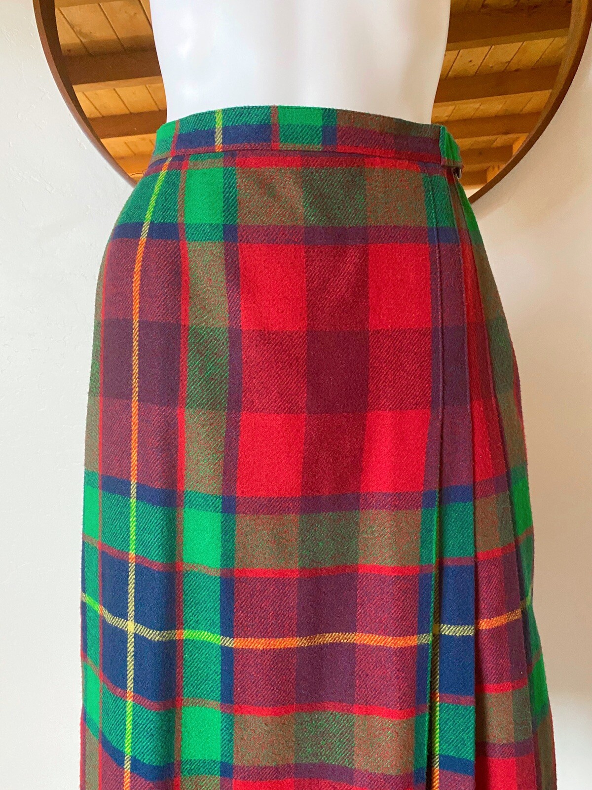 VTG 80’S HABERDASHERY PLAID SKIRT WOOL FRONT PLEAT SIDE ZIP BUCKLE FITS 26-28″W