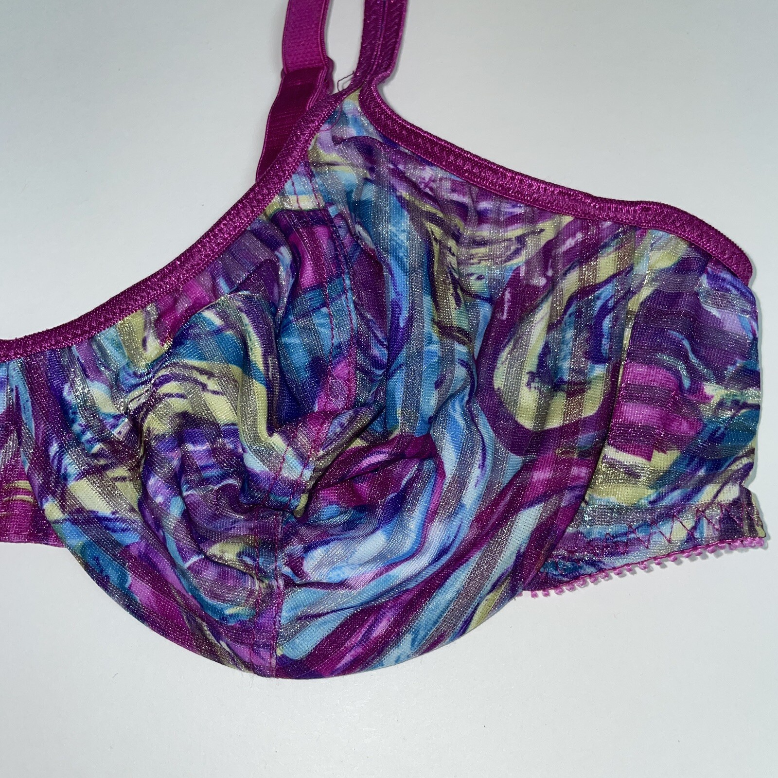 Vtg VASSARETTE Bra 36B Nylon Purple Semi Sheer Underwire Shimmer Floral 75-137
