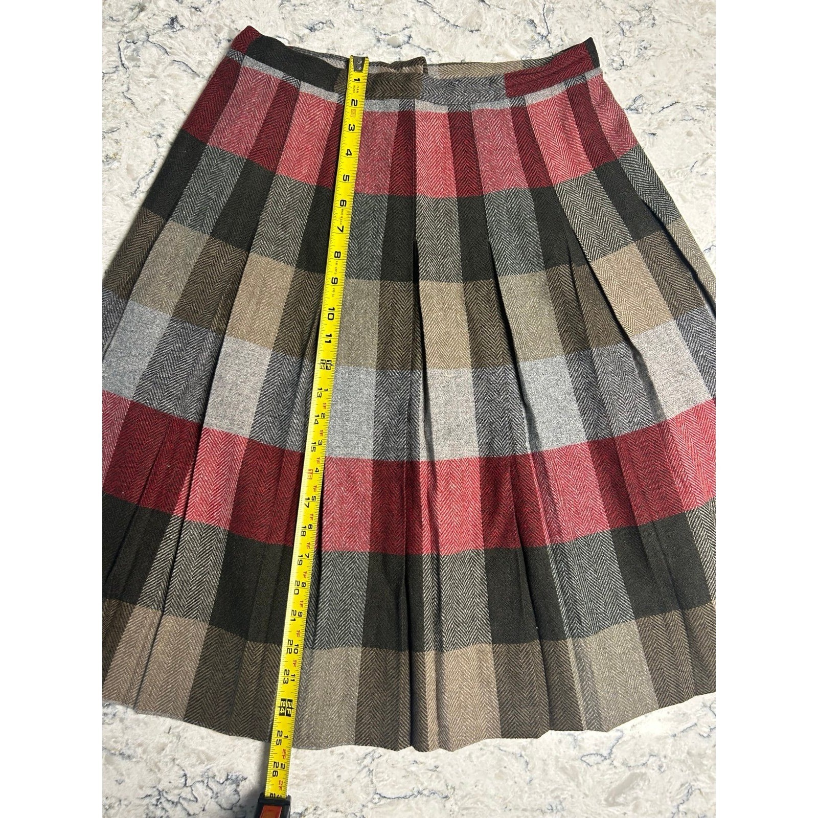 Vintage Century Of Boston All Wool Plaid Pleated Skirt Women’s Small Medium Red