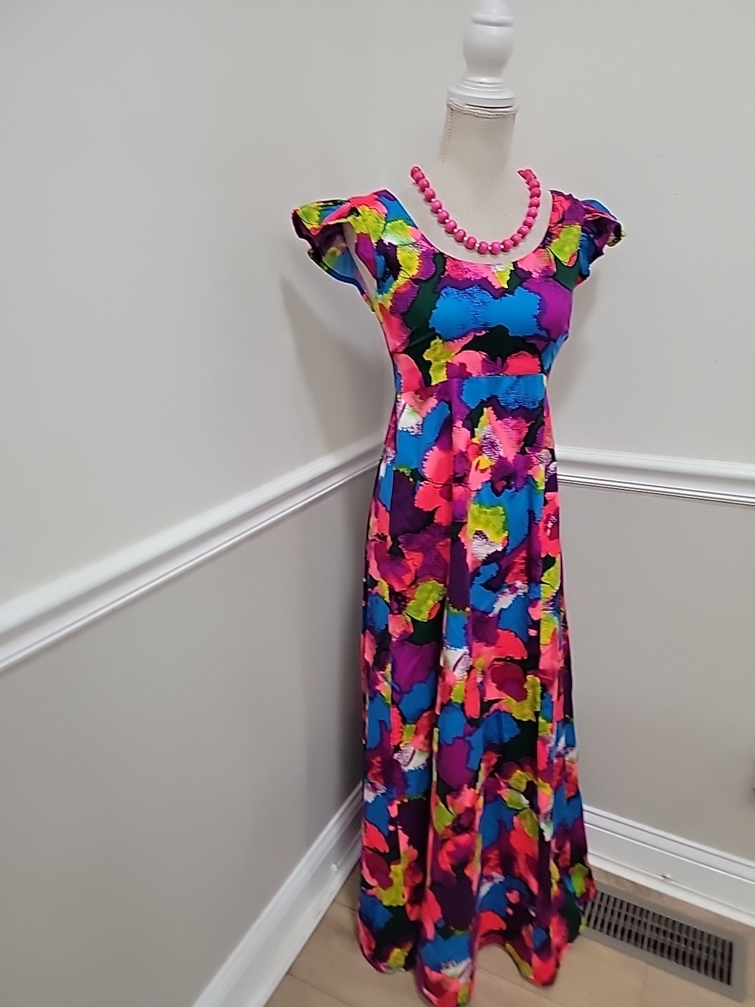 Vintage Psychedelic Tropical Hawaiian Ruffled Sleeves Mumu Maxi Dress