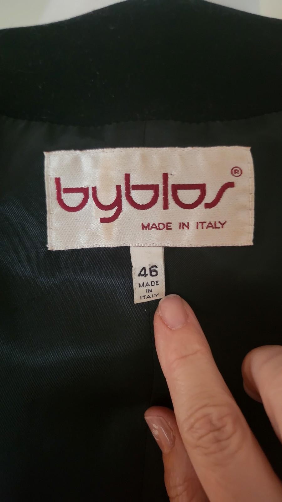 Vintage Byblos Black Embroidered Cropped Jacket Made in Italy Sz 46