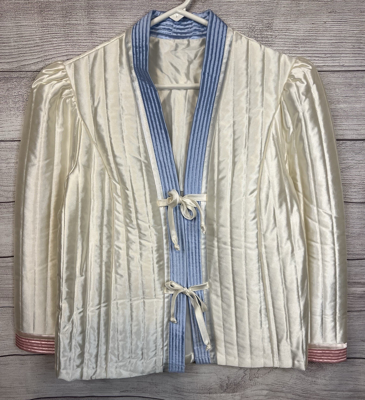 Vintage Barad & Co Ivory Blue Pink Quilted Satin Tie Jacket NWOT USA Size Large