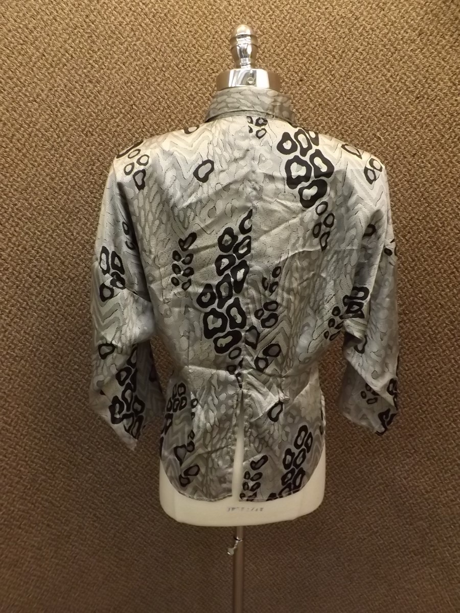Totally ’80s Silver Black Liquid Art Op Curvy Fitted Shirt Blouse w/ Tails Sz M