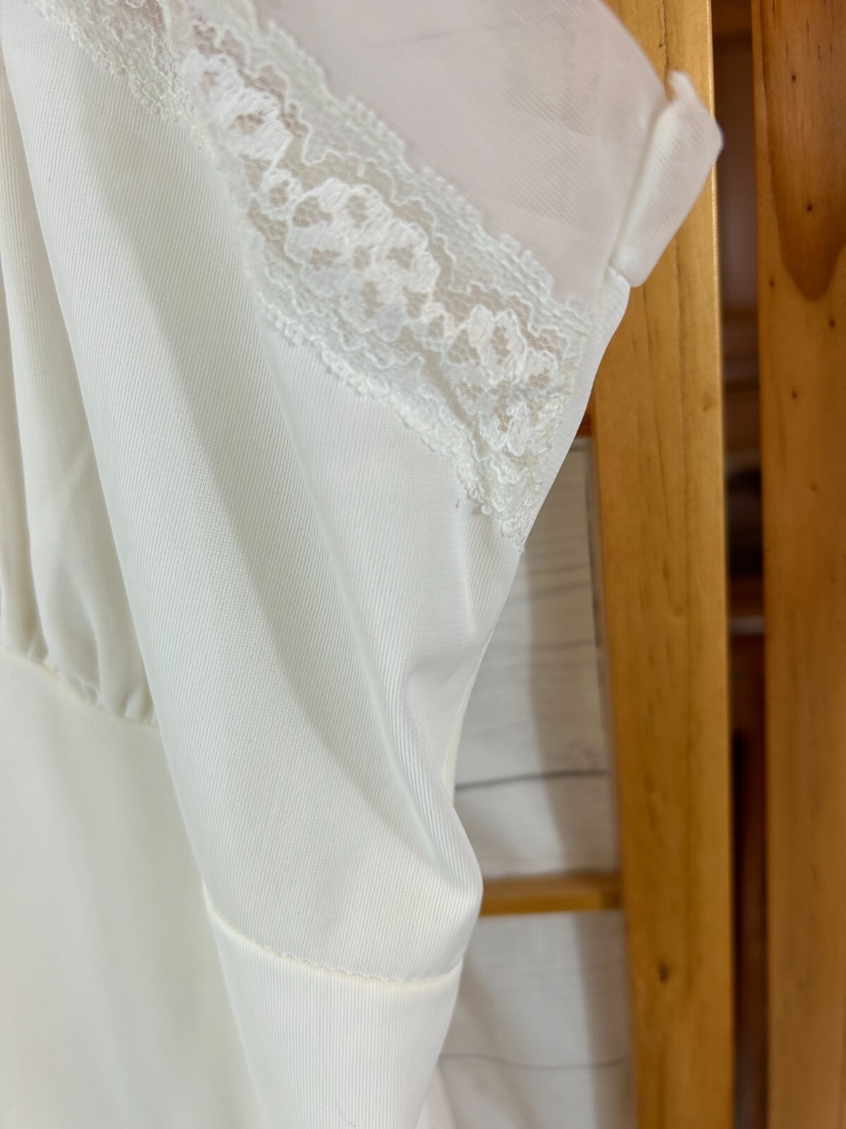 Vintage Loomcraft Full Slip Dress Women’s 40 White Lace Detail Adjustable Straps