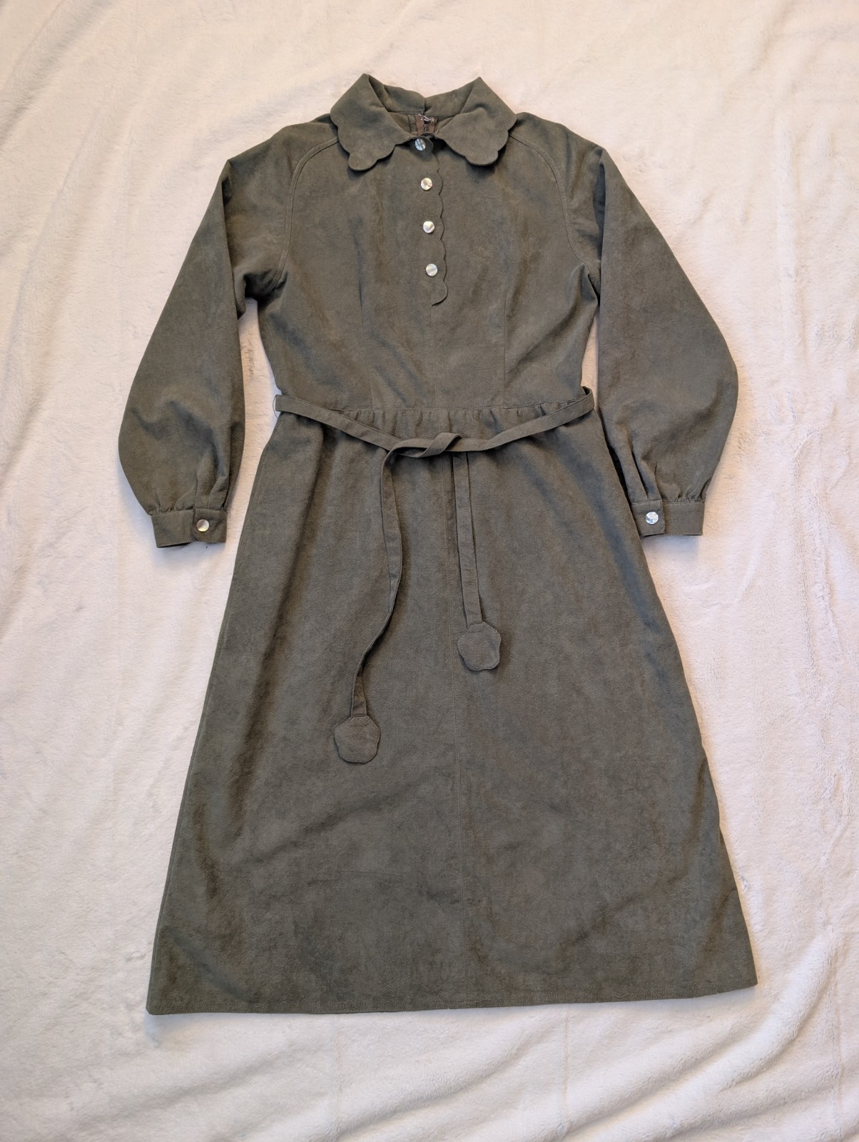 1970’s Joan Leslie By Kasper Ultrasuede Green Dress With Belt Women’s Large