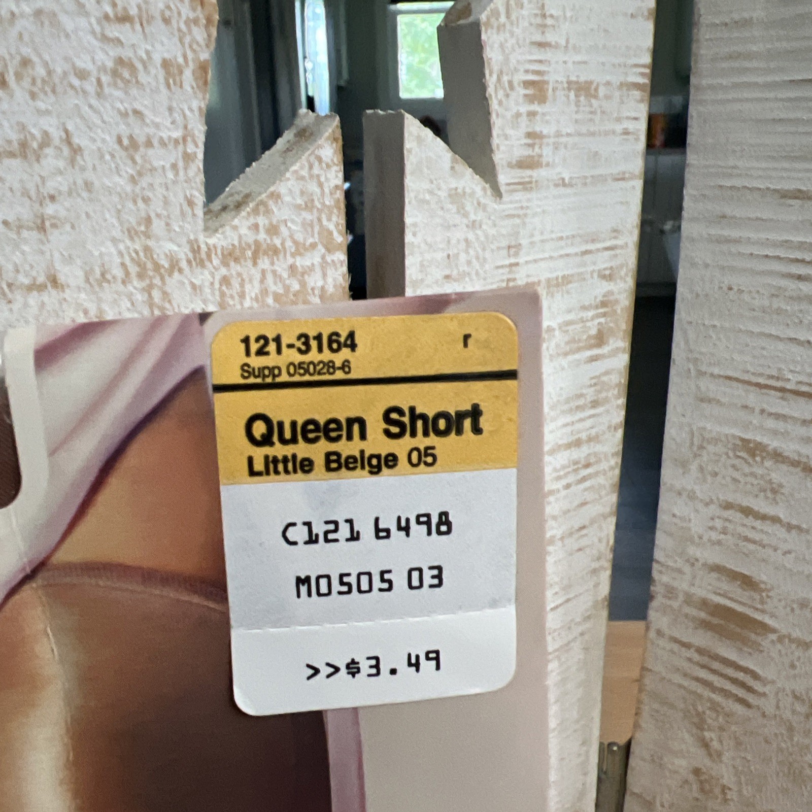 (#902). JC PENNEY Sheerest Support Pantyhose Queen Short „Little Beige”