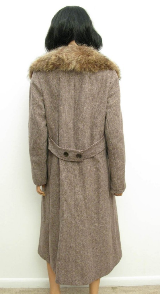 Vintage 70s Princess Trench Coat Sz M Wool Herringbone Tweed Raccoon Fur Collar