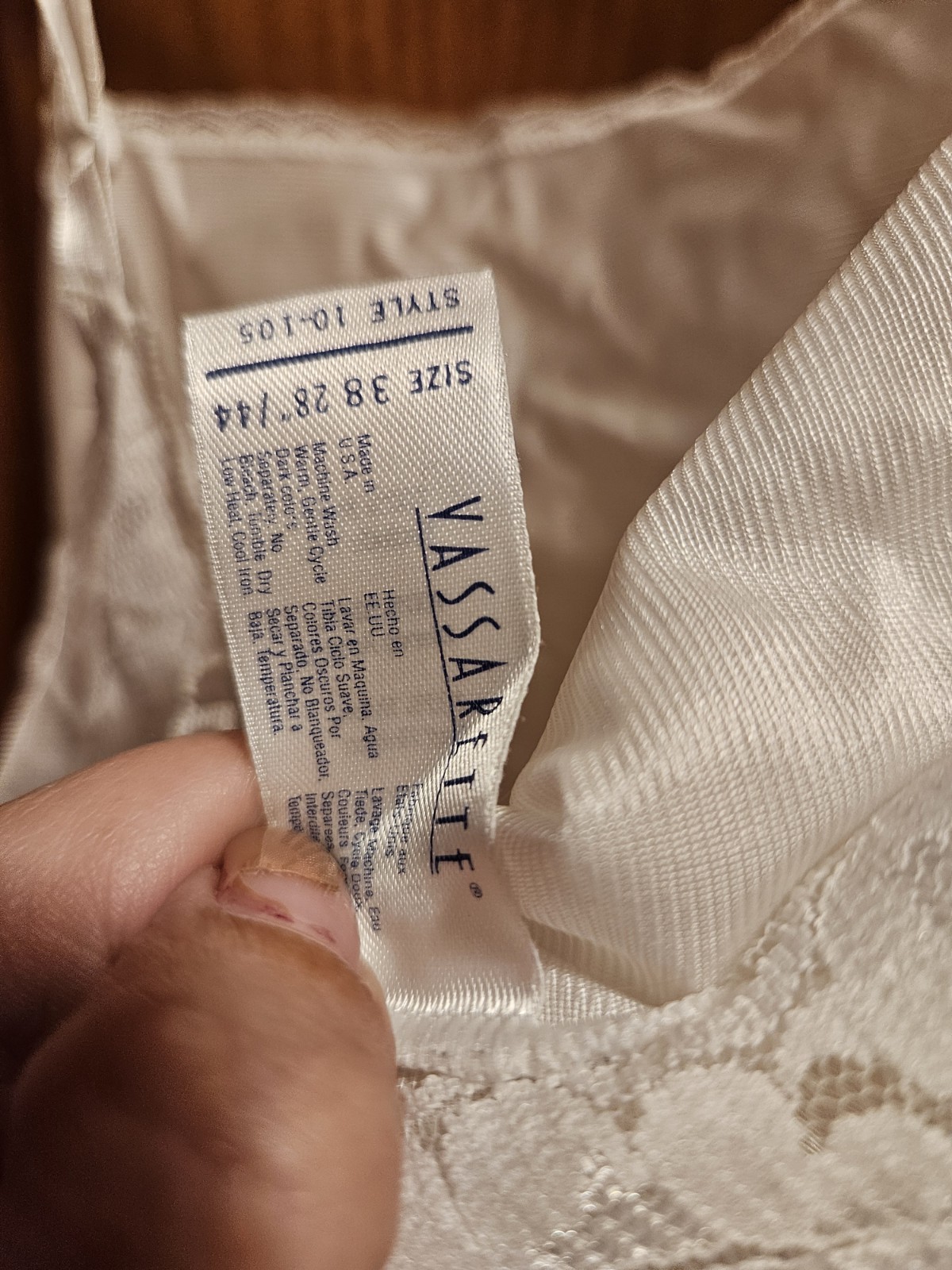 Vintage White Vassarette lace-trimmed garment is size 38 28/44 Long Classic