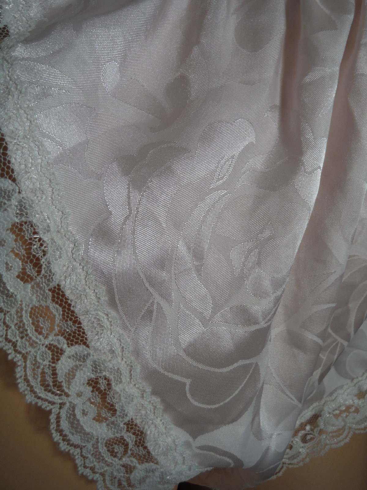 Gorgeous LILY of FRANCE Teddy Vintage New Pink w/lots of Lace Trim Sexy! Medium