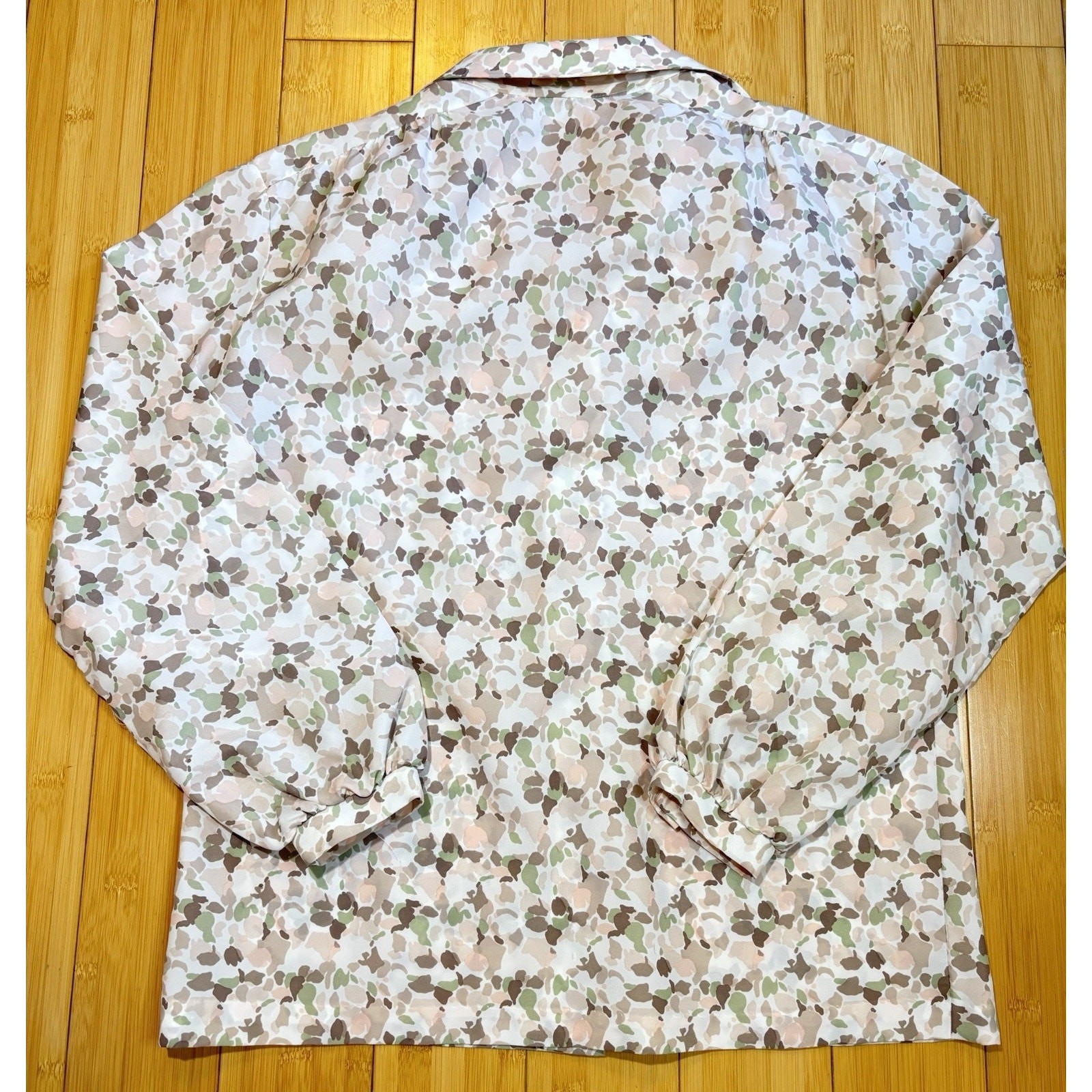 Vtg Lady Arrow Lite Colored Floral Button Up Long Sleeve Top Blouse Size Lrg