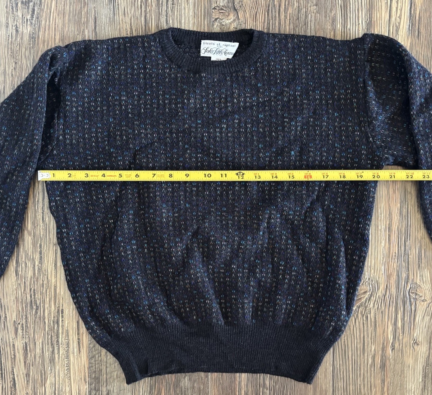 Vtg Tricots St Raphael For Saks Fifth Avenue 100% Wool Knit Sweater Womens M Blk