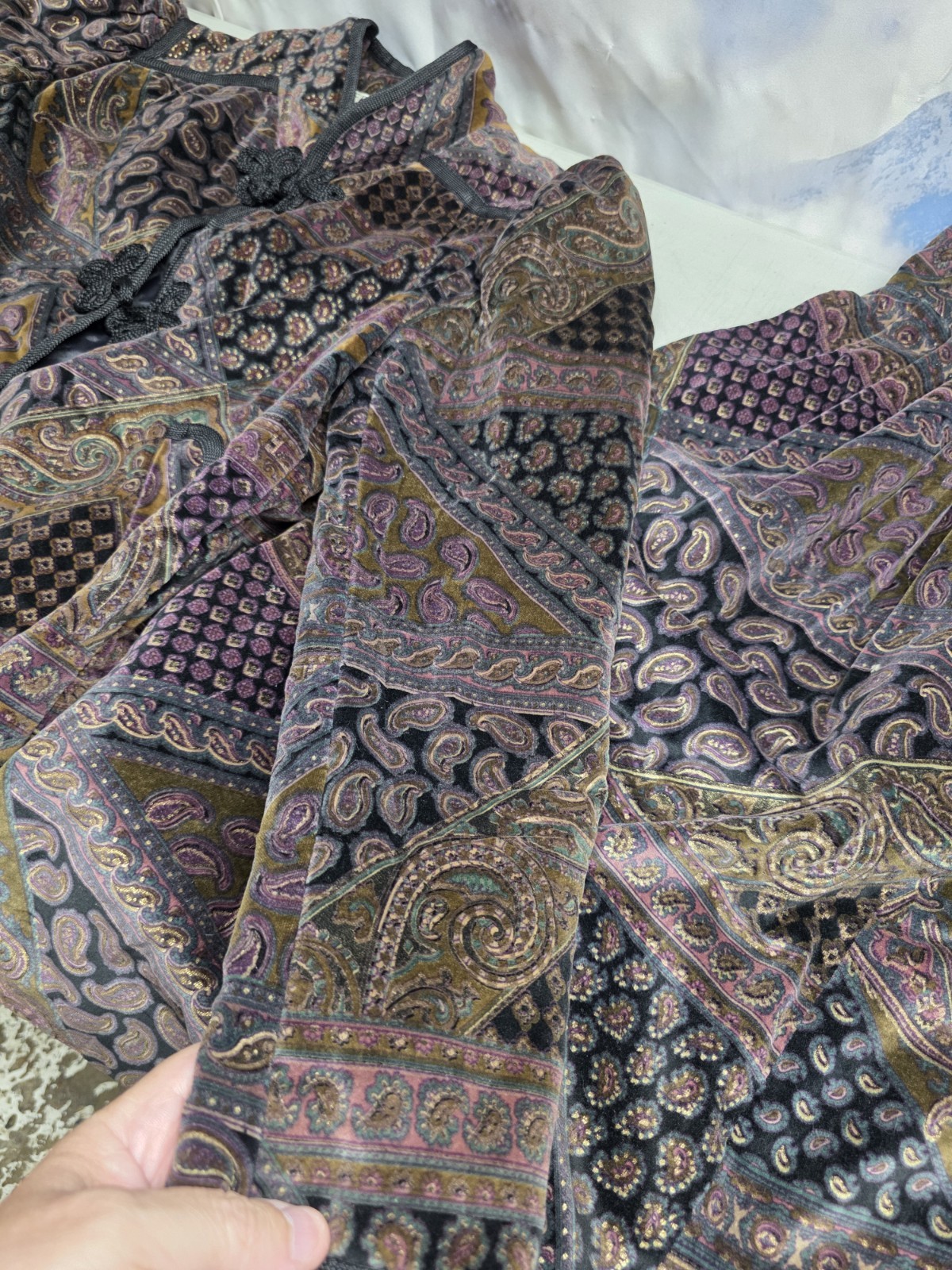 VTG Frances Henaghan Velvet Paisley 2pc Jacket Skirt Set Boho Frog Closure 12 14