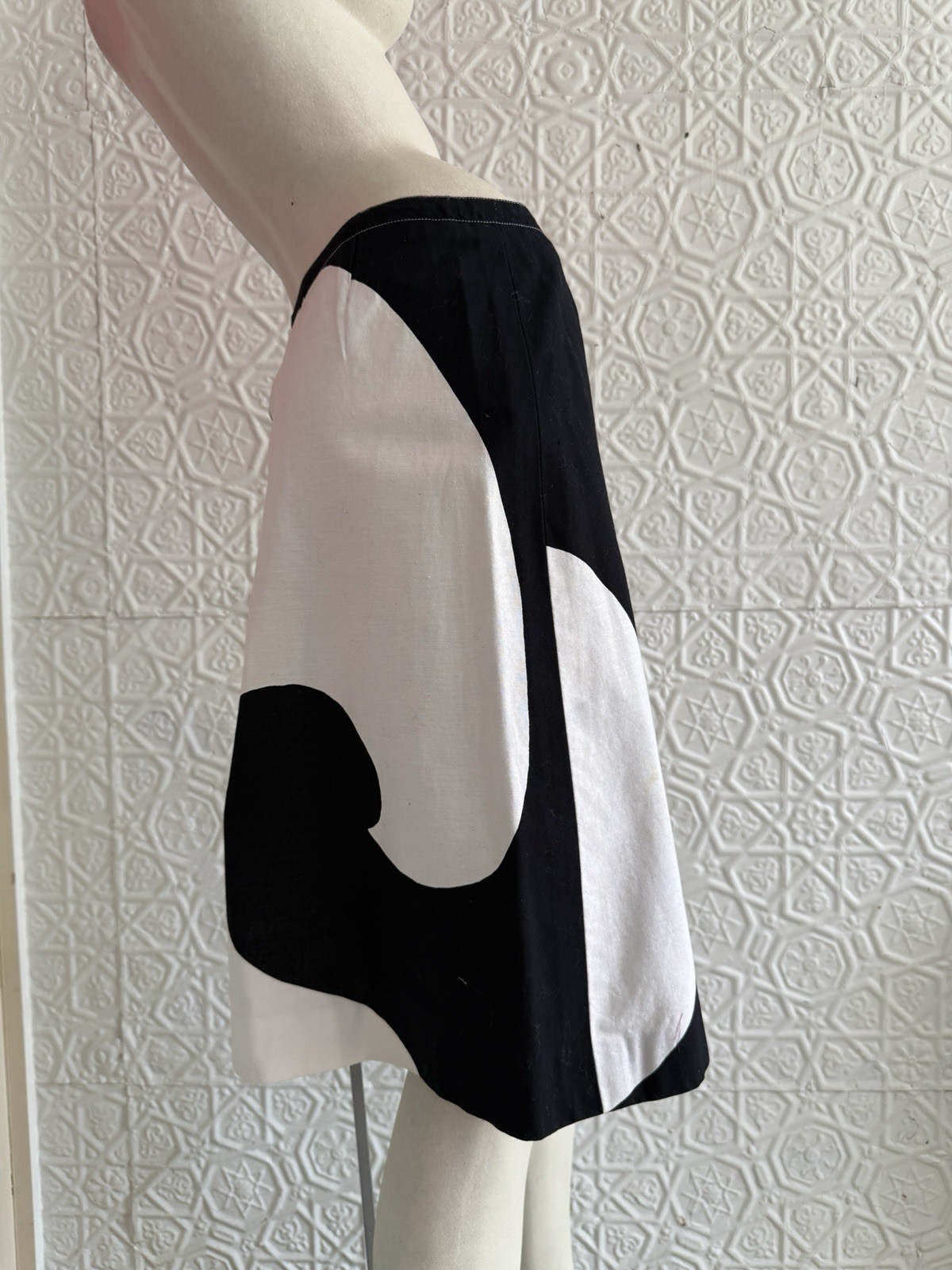 Vintage Marimekko Design Research Wrap skirt-Black & White-Wave-Midi-Mini-Medium