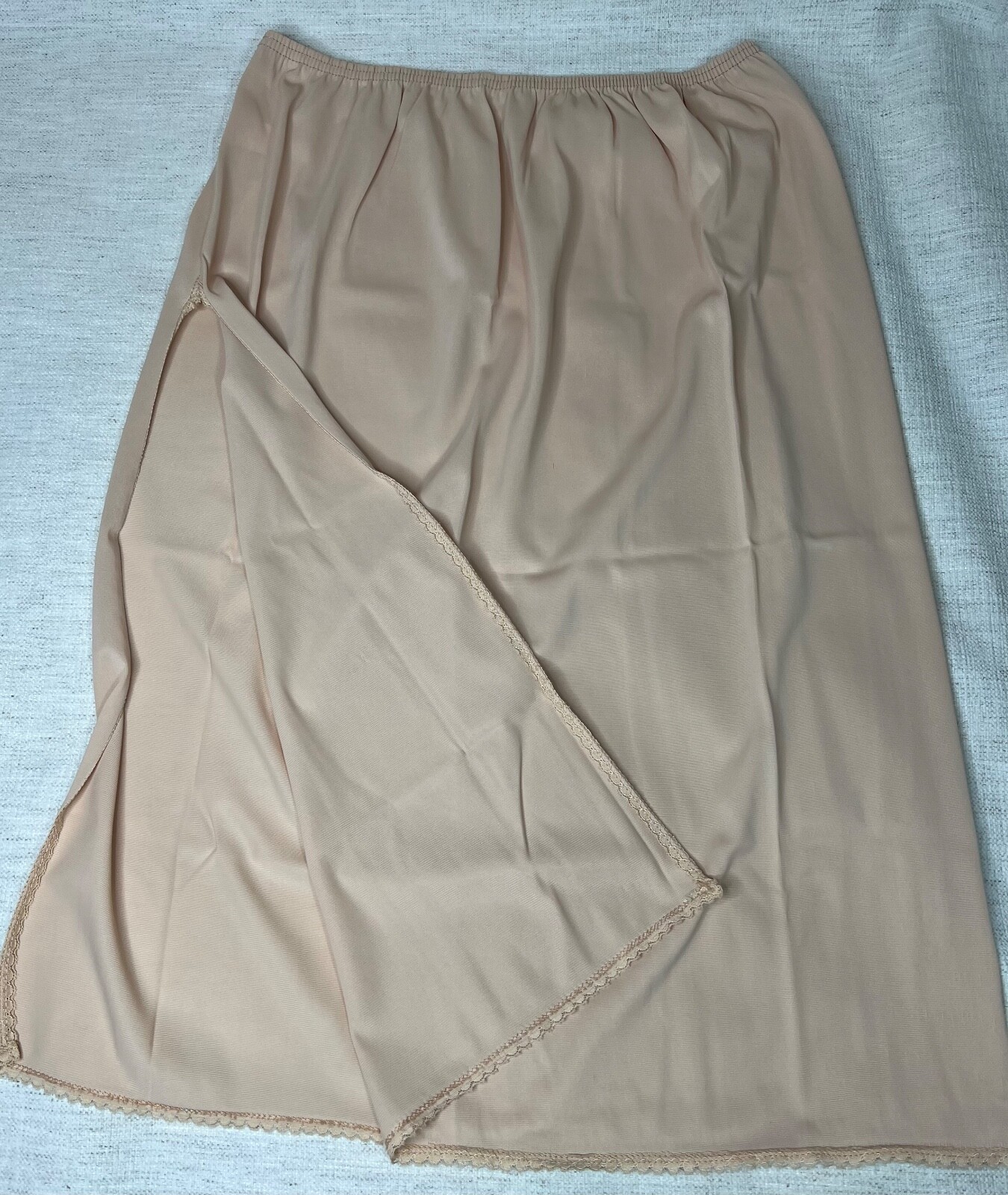 Vintage Blush Brand Tricot Nylon Lace Trim Half Slip Petticoat Large USA made