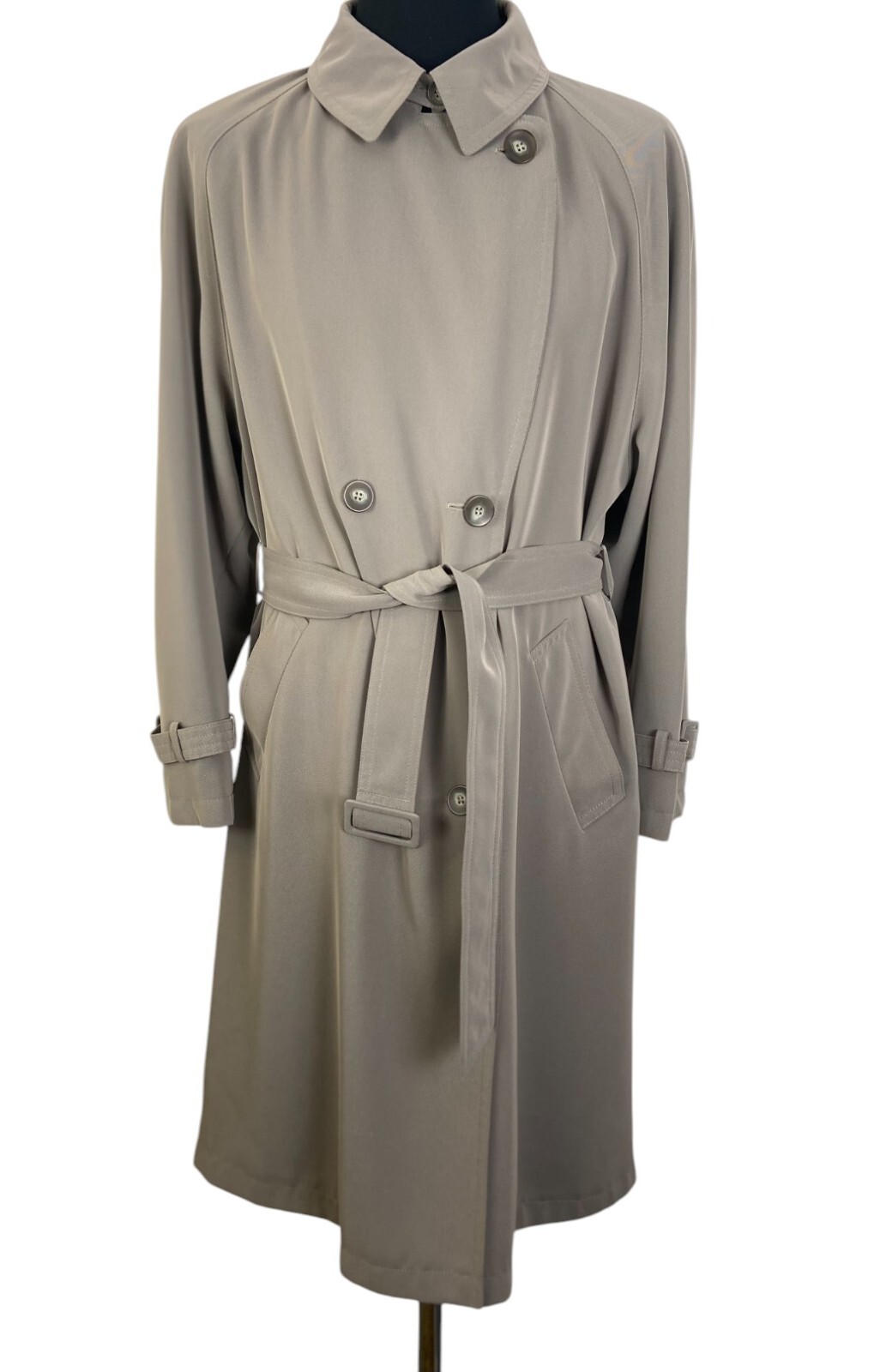 Stylish Vintage 90s Women’s Classic Trench Coat by Mura | Beige coat with belt