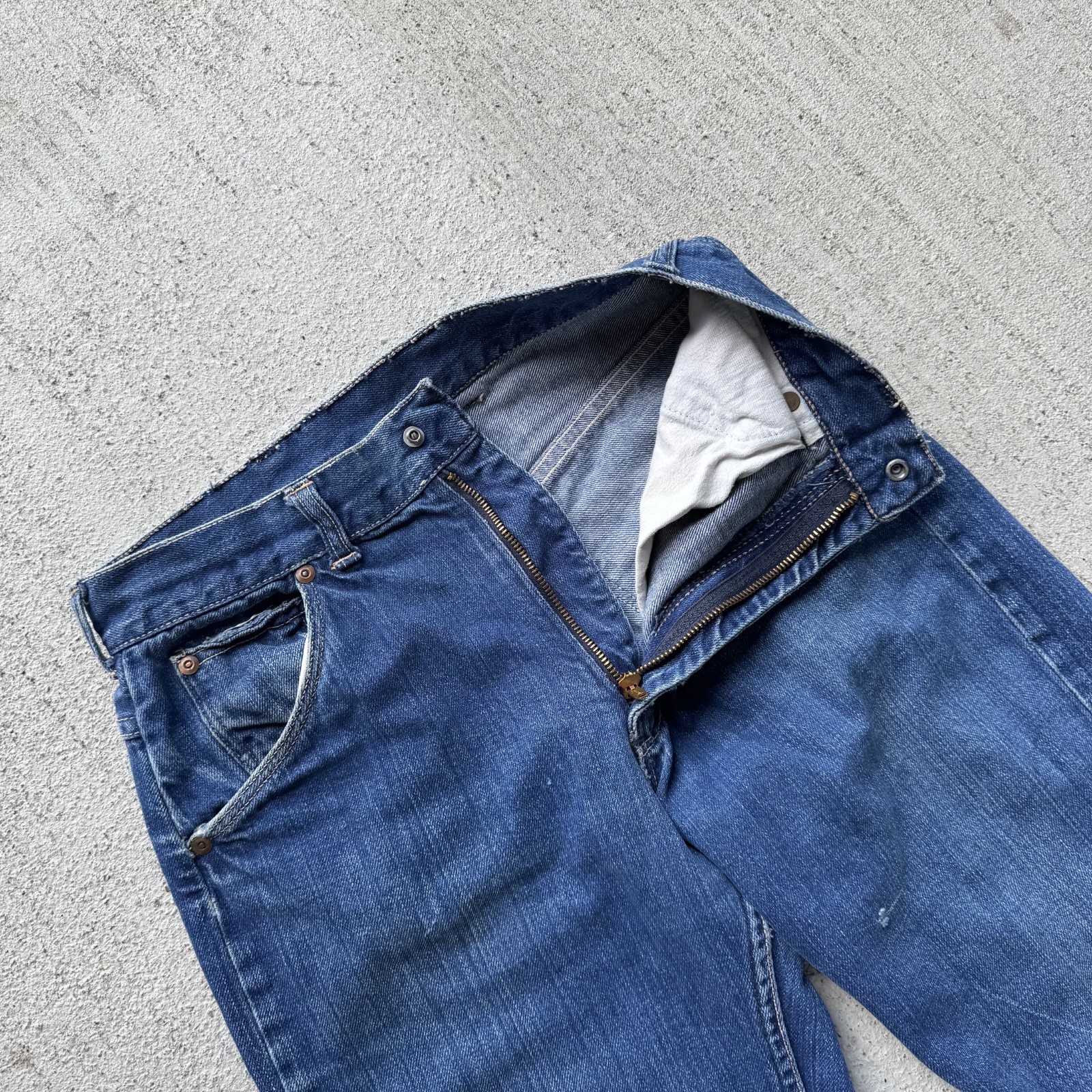 1960s Circle S Sears Roebuck and Co Half Selvedge Dark Wash Jeans 26×24.5 Short