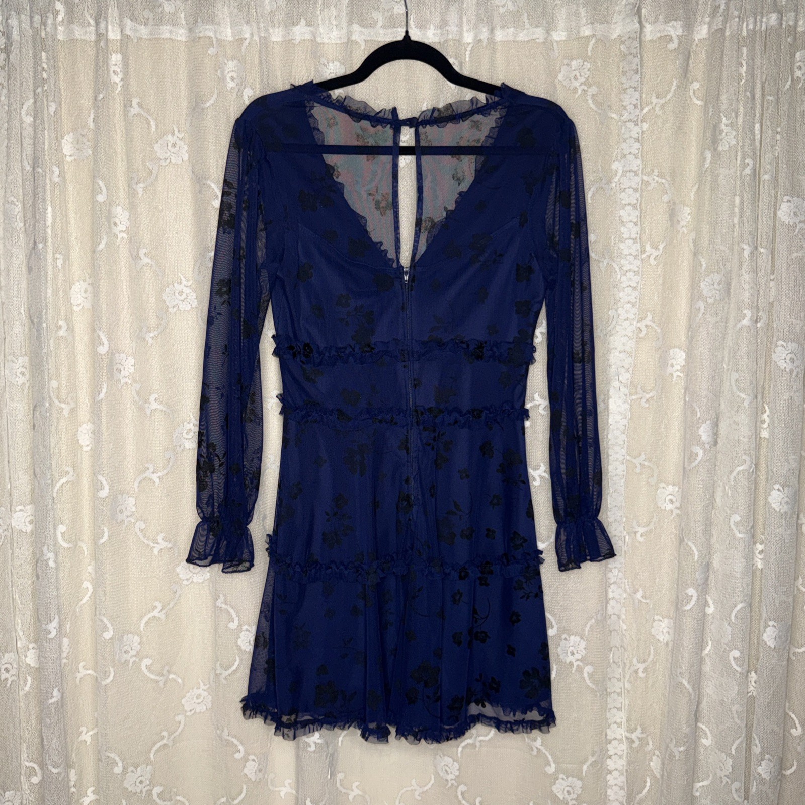 Vintage B.Darlin Woman’s Blue & Black Floral Semi Sheer Lined Dress Size 5/6