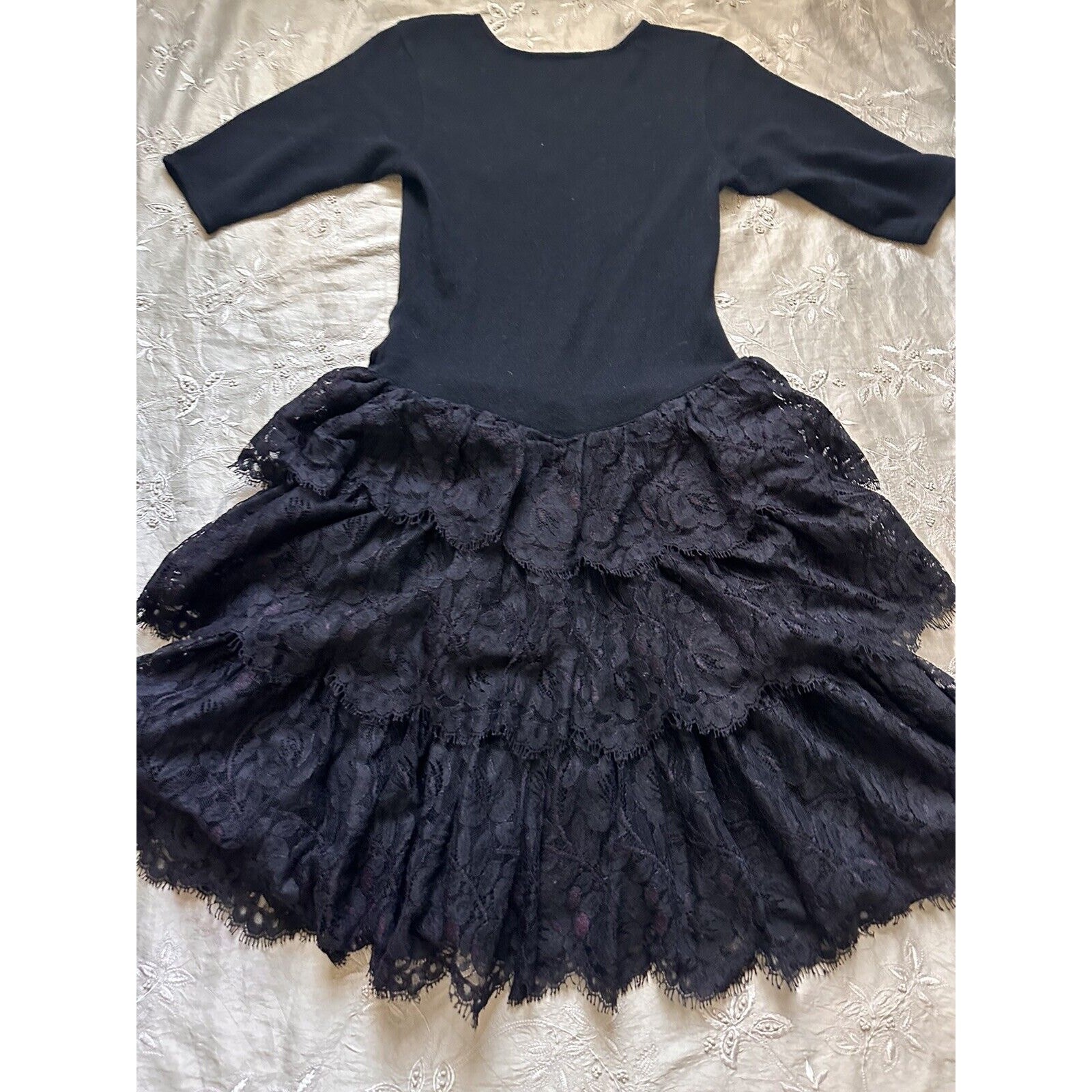 Vintage Adrienne Vittadini Sweater Dress Lace Ruffles Layered Wool Black Sz M