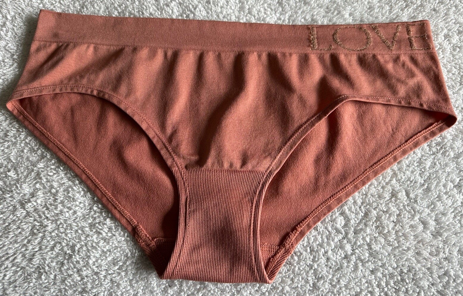 Vtg Victoria’s Secret “LOVE” L Bikini Hip Hugger Hipster Chic Bikini Panties