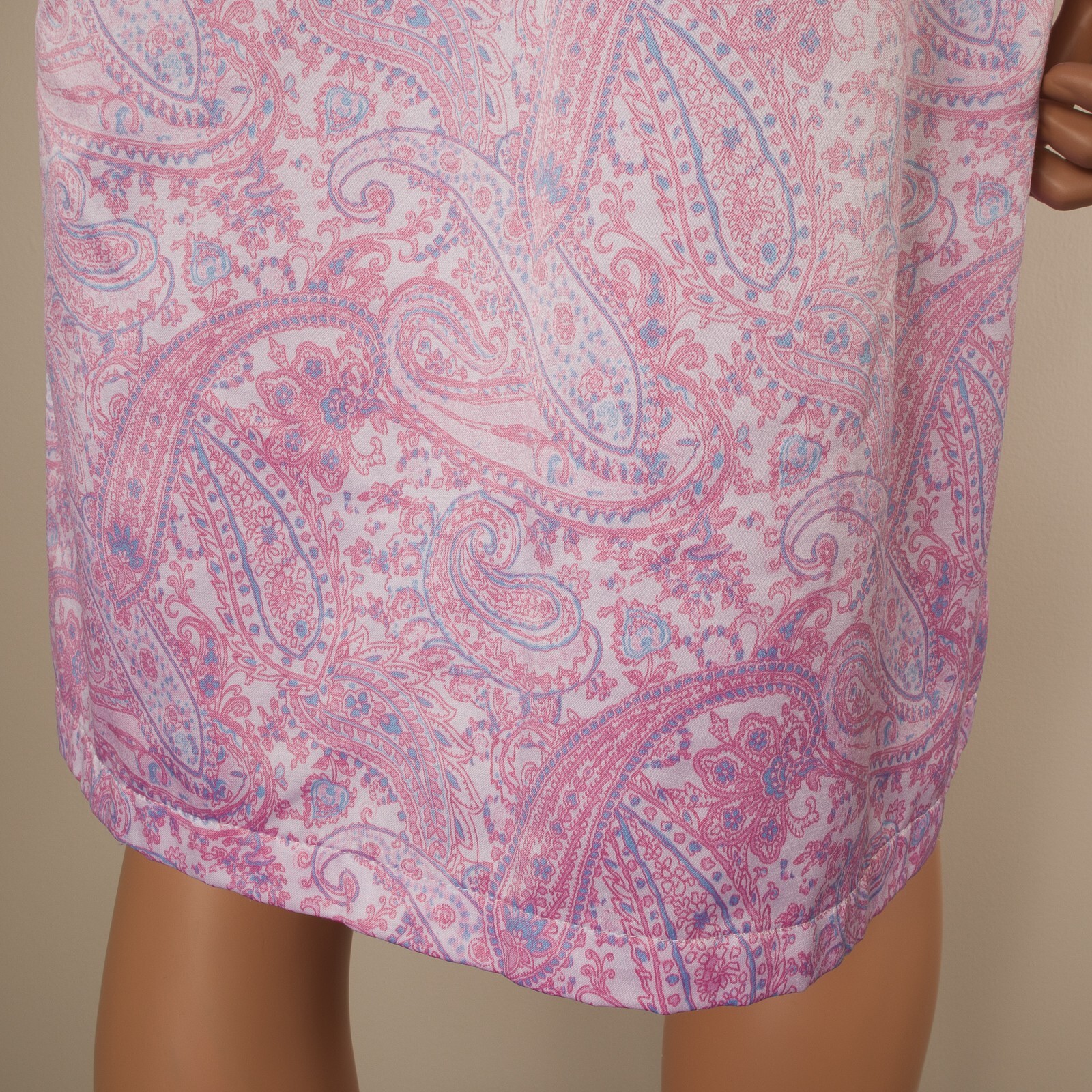 💖 MISS ELAINE Petites Pink Satin Nightgown Paisley Long Sleeve PM