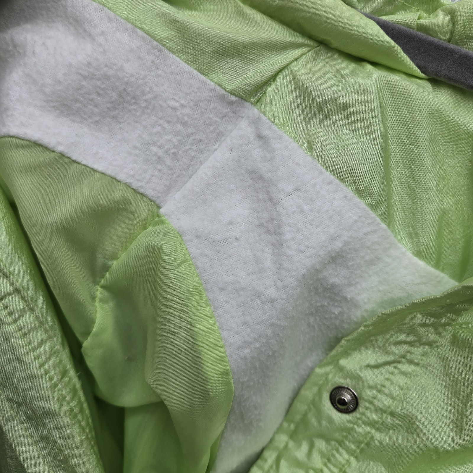 Vintage Tudor Court Neon Lime Green Windbreaker Jacket XL