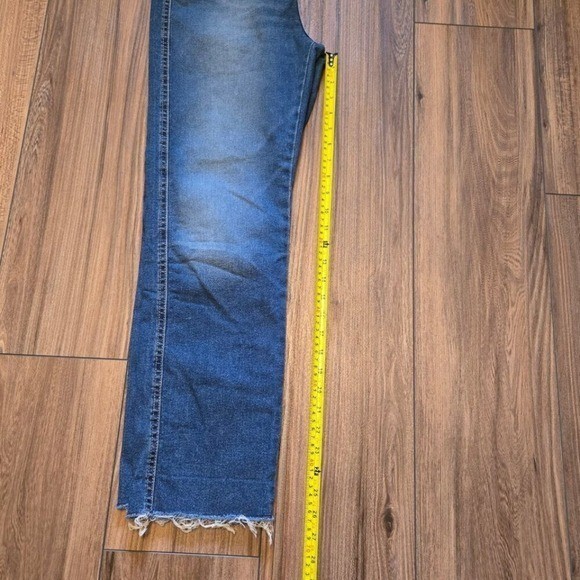 Signature b Levi Strauss Heritage High Rise Straight Crop Jeans Size 6