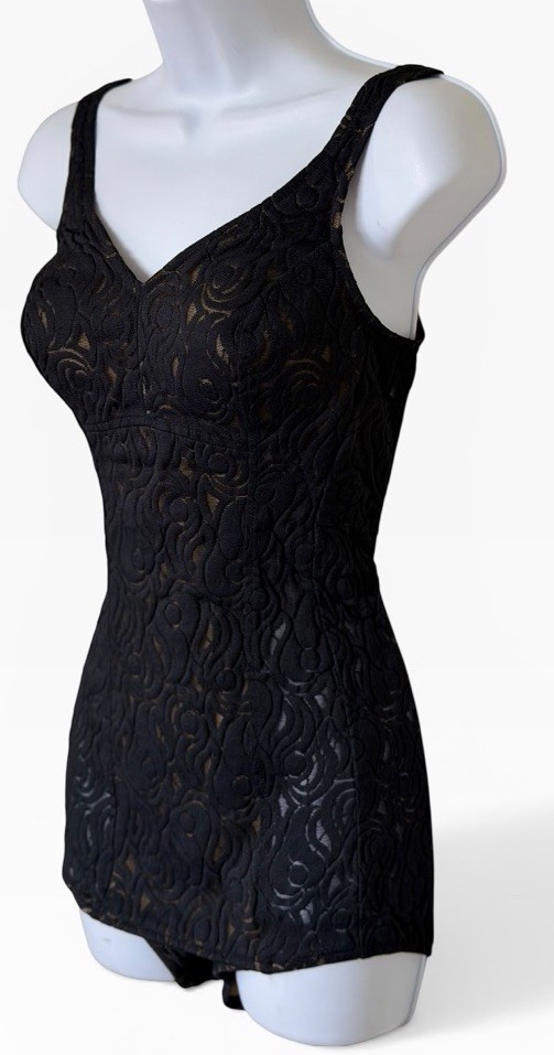 Vtg 60s Jantzen Pin Up Black Lace Bathing Suit 14 Runs Small Bullet Bra USA