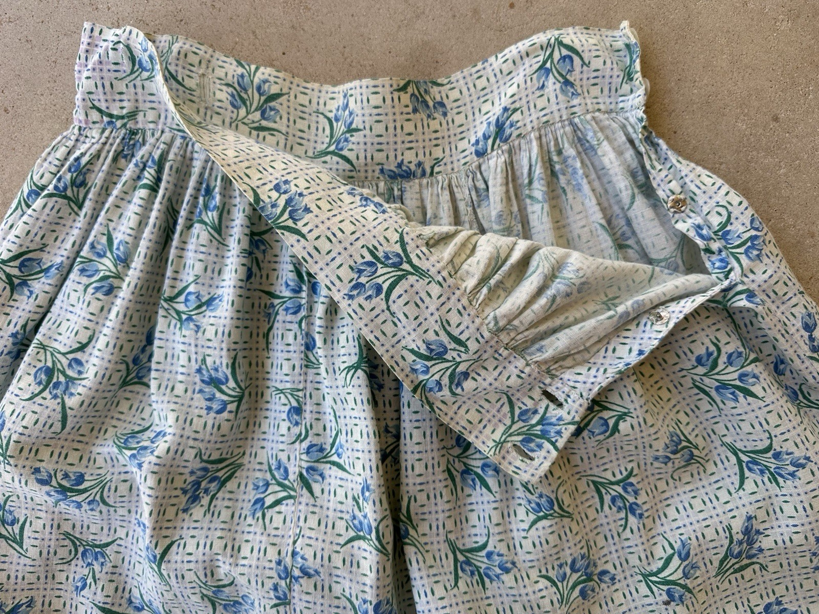 1930s 40s Feed Sack Skirt 28” Waist Blue Floral Tulip Grid Fabric Cotton MOP VTG