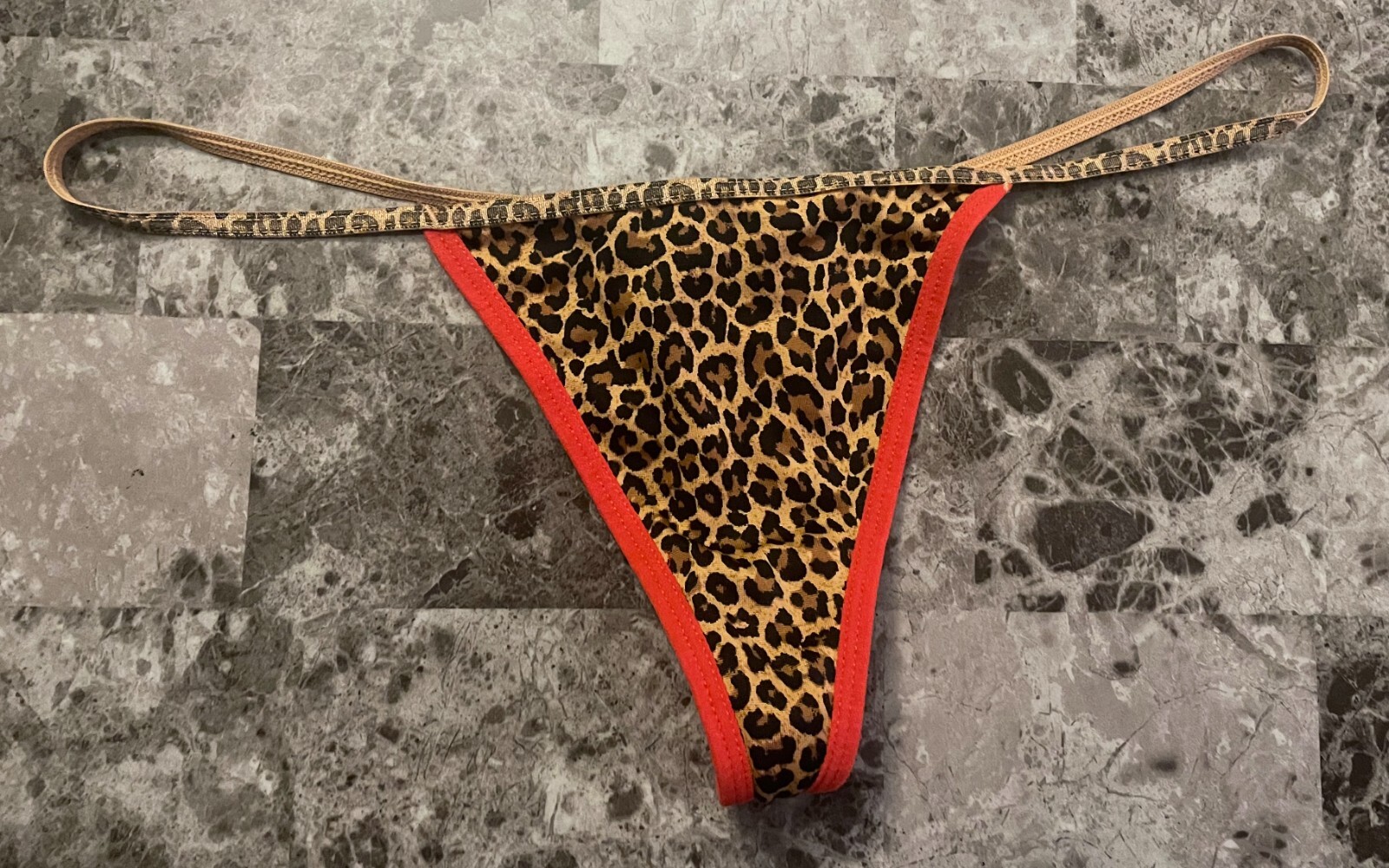 RAMPAGE LARGE SMOOTH LEOPARD CHEETAH ORANGE VINTAGE RARE THONG PANTIES