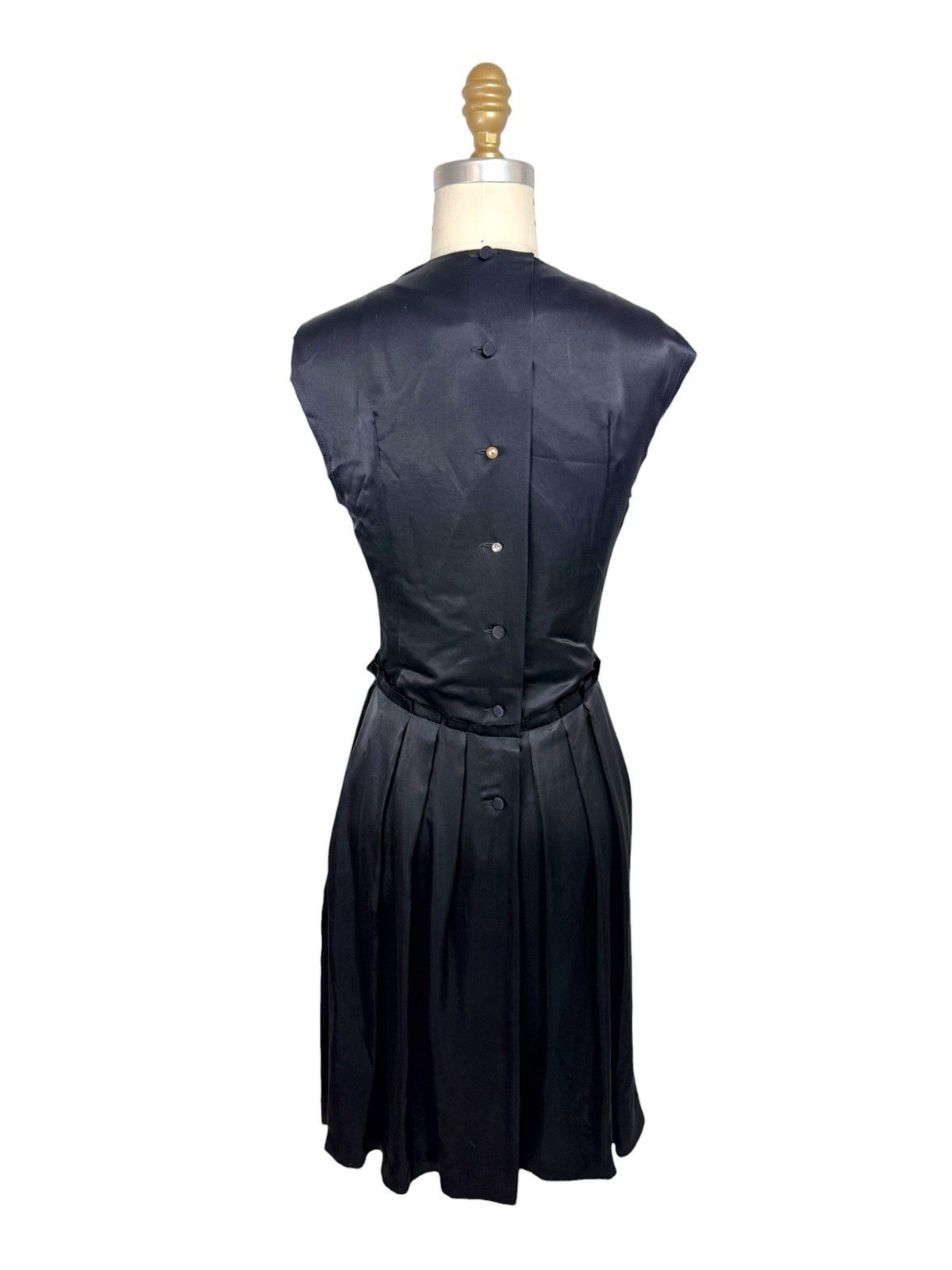 Lanvin Hiver 2005 Black Satin Rosette Pleated Dress