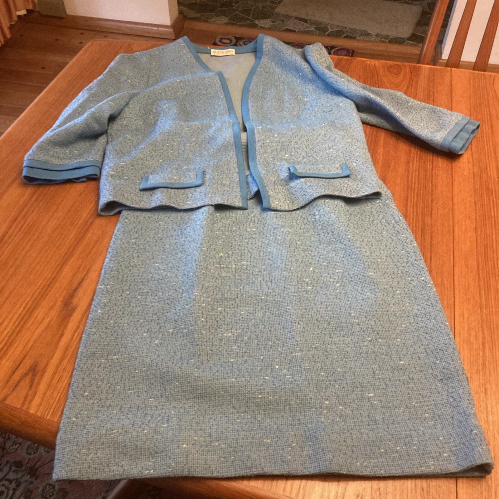 vintage 60s womens Butte Knit wool suit size S